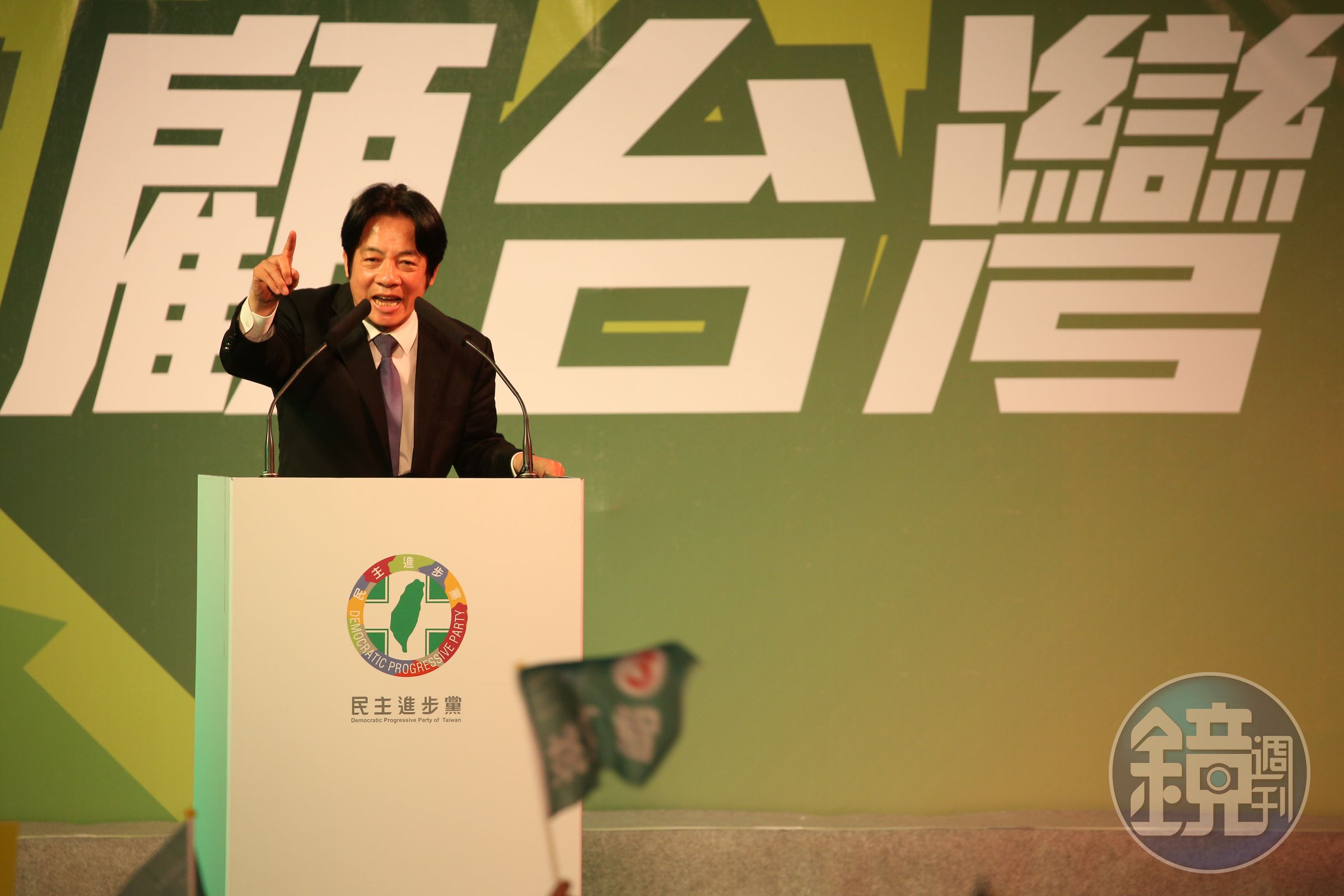 行政院長賴清德今（21日）為姚文智站台。