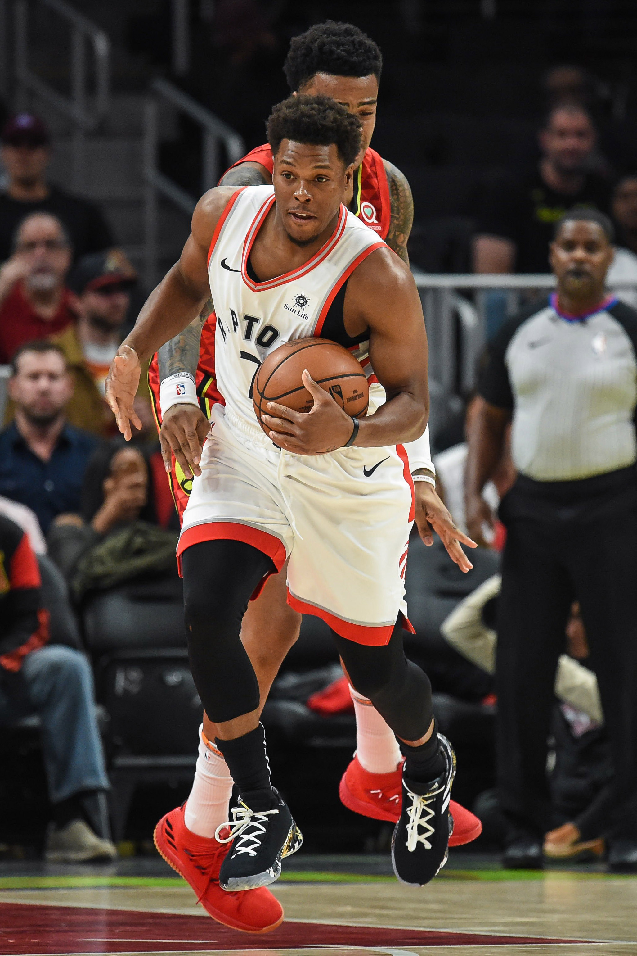 暴龍羅瑞（Kyle Lowry）全能表現，繳出「大三元」21分12籃板17助攻，幫助全隊取得最終勝利。（東方IC）