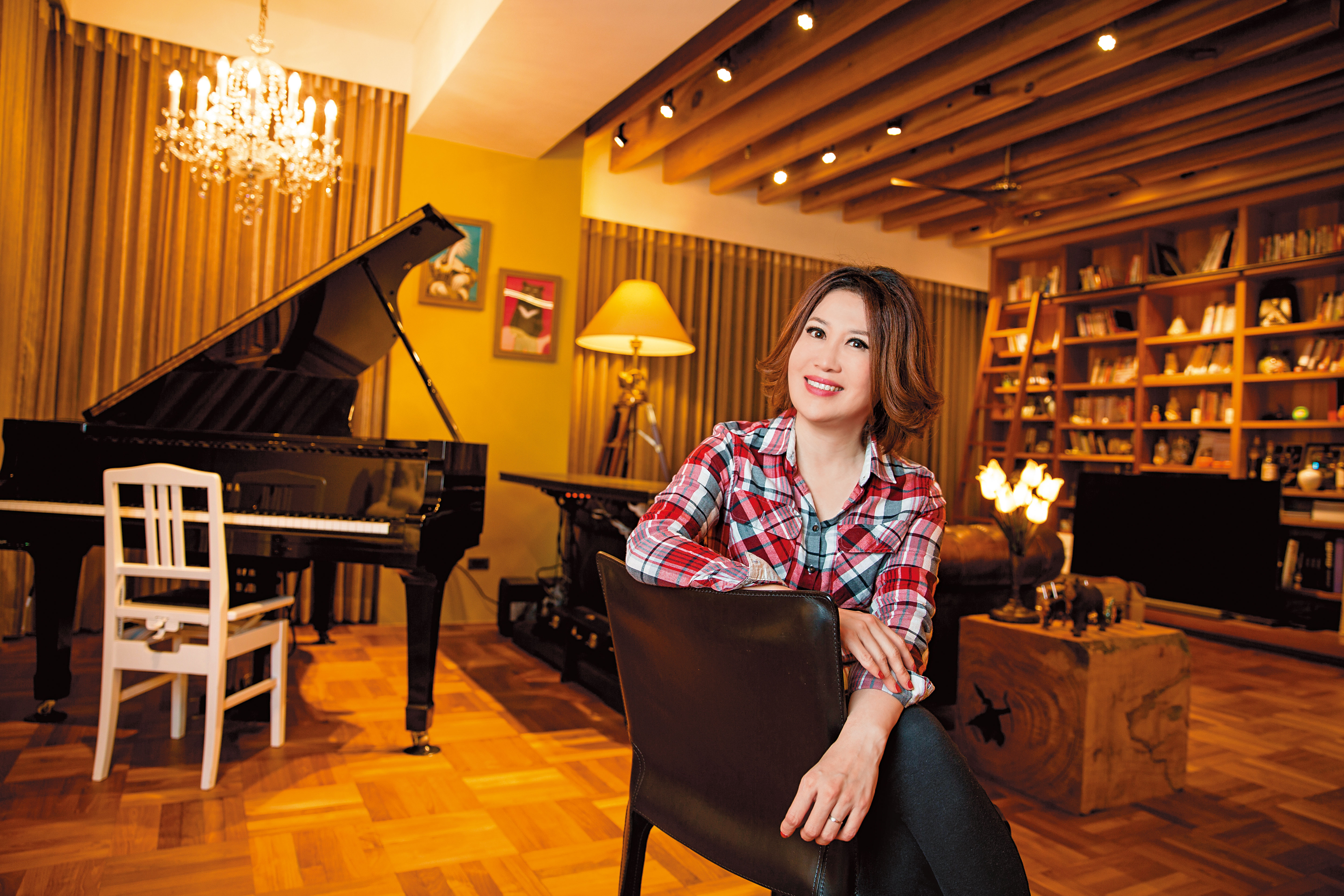 節目主持人陳斐娟鍾情房地產投資,目前擁有4間房,投資獲利超過8位數。