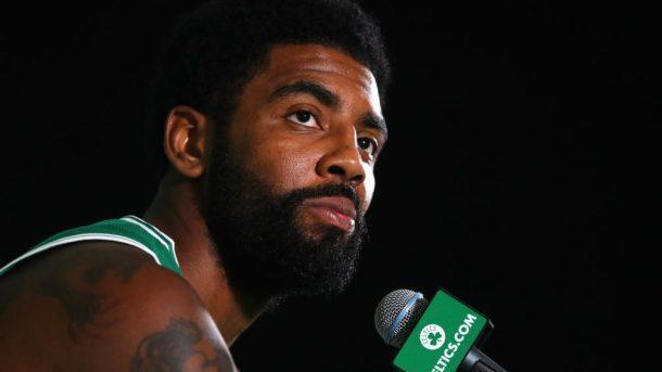 Kyrie Irving 為了地平說道歉。同樣畢業於杜克大學的聯盟主席席佛（Adam Silver）還調侃他們上的課可能不一樣。