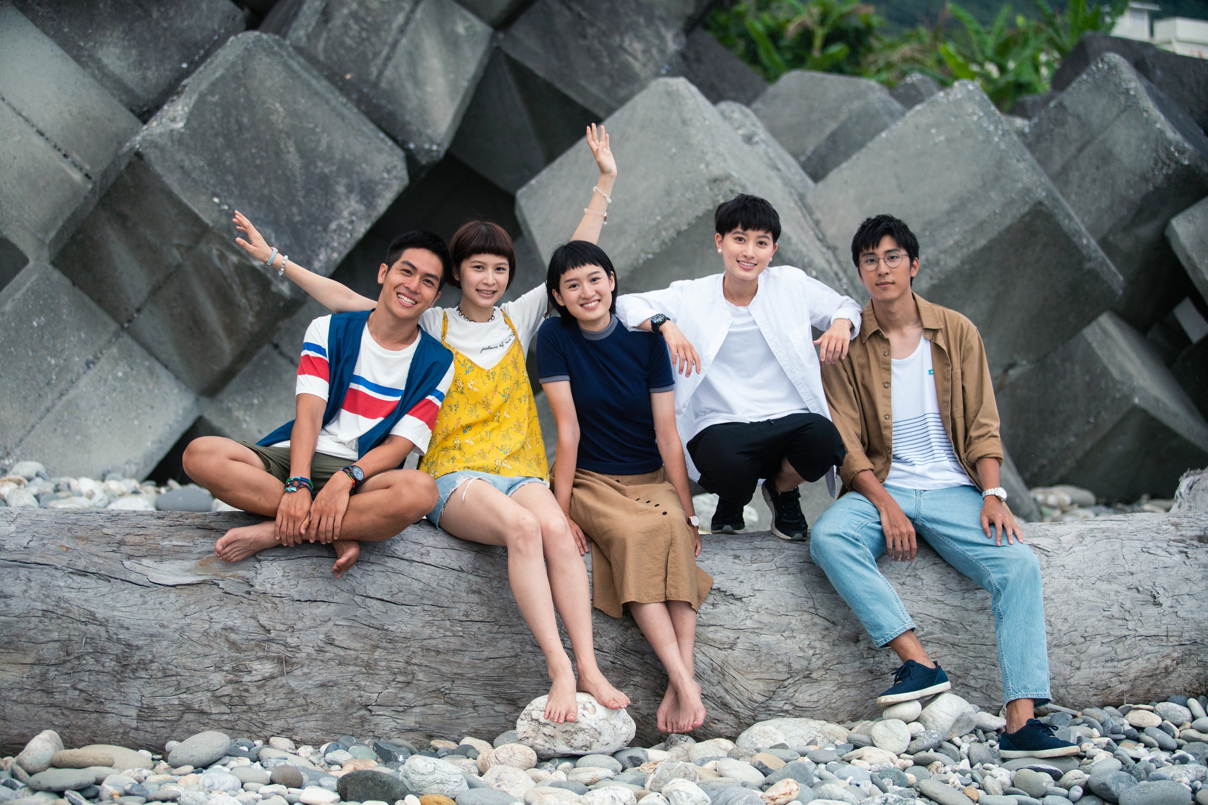 《20之後》主角林孫煜豪（左起）、江沂宸、葉慈毓、鄭靚歆、胡釋安隊選舉都很有自己的想法。（公視提供）