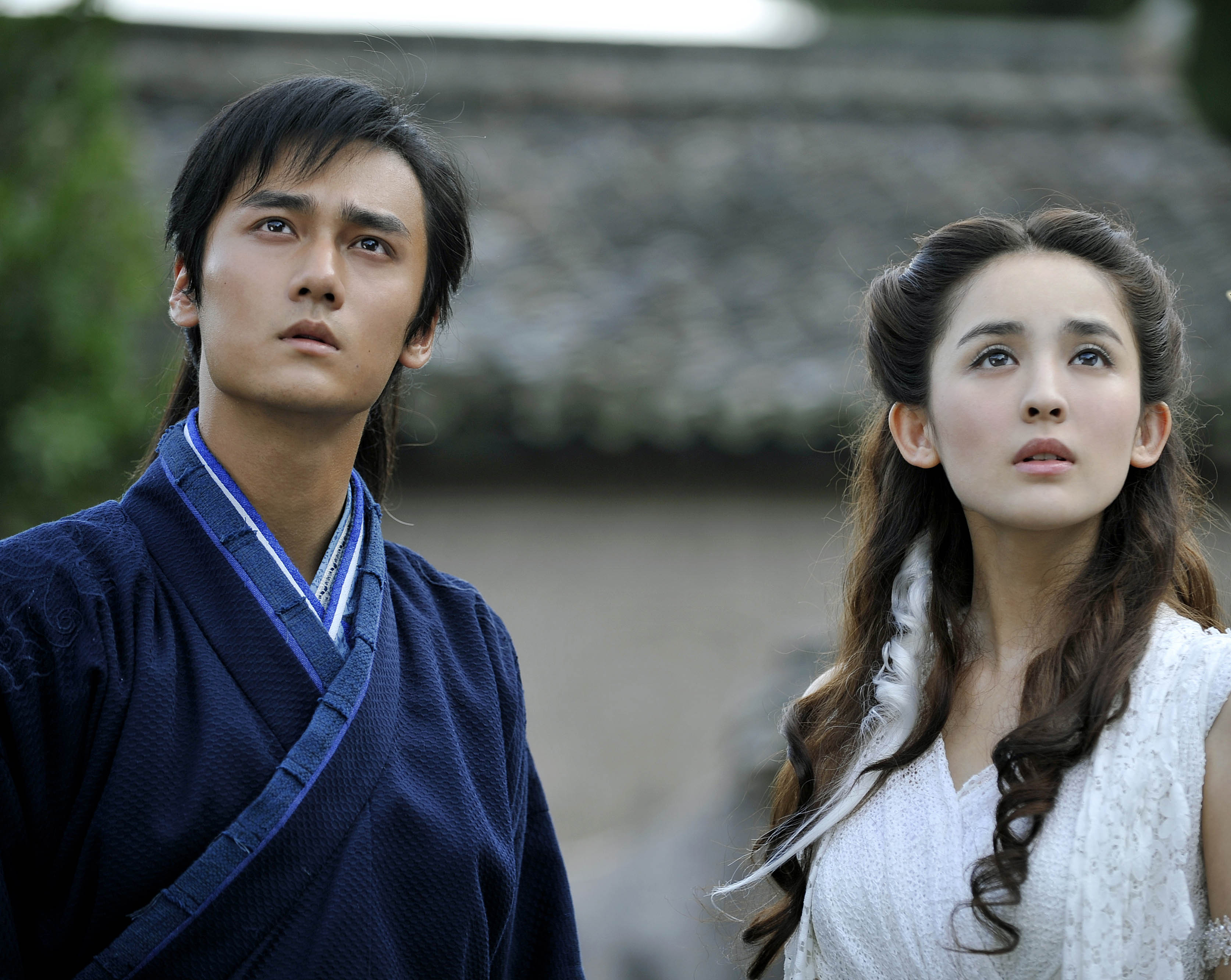 大陸男星蔣勁夫（左）曾出演陸劇《天之痕》打開知名度，右為同劇女演員古力娜扎。（東方IC）