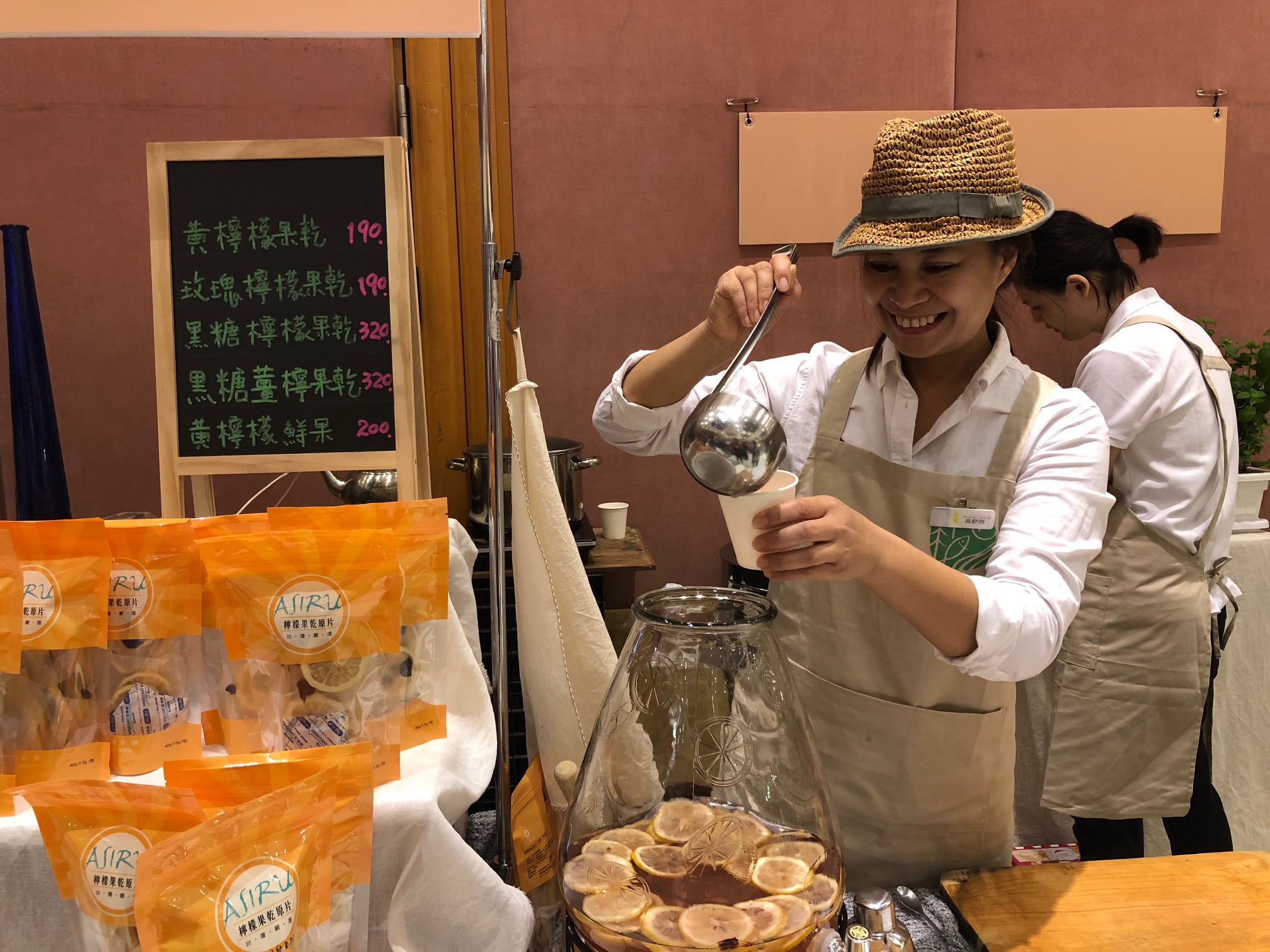 來自屏東的「ASIRU黃檸檬」的梅爾檸檬造成搶購。