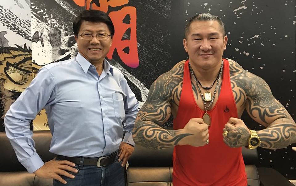 謝龍介的台語俗諺，加上館長國罵連珠砲，讓網友看得樂不思蜀要求加時。（翻攝自謝龍介FB）