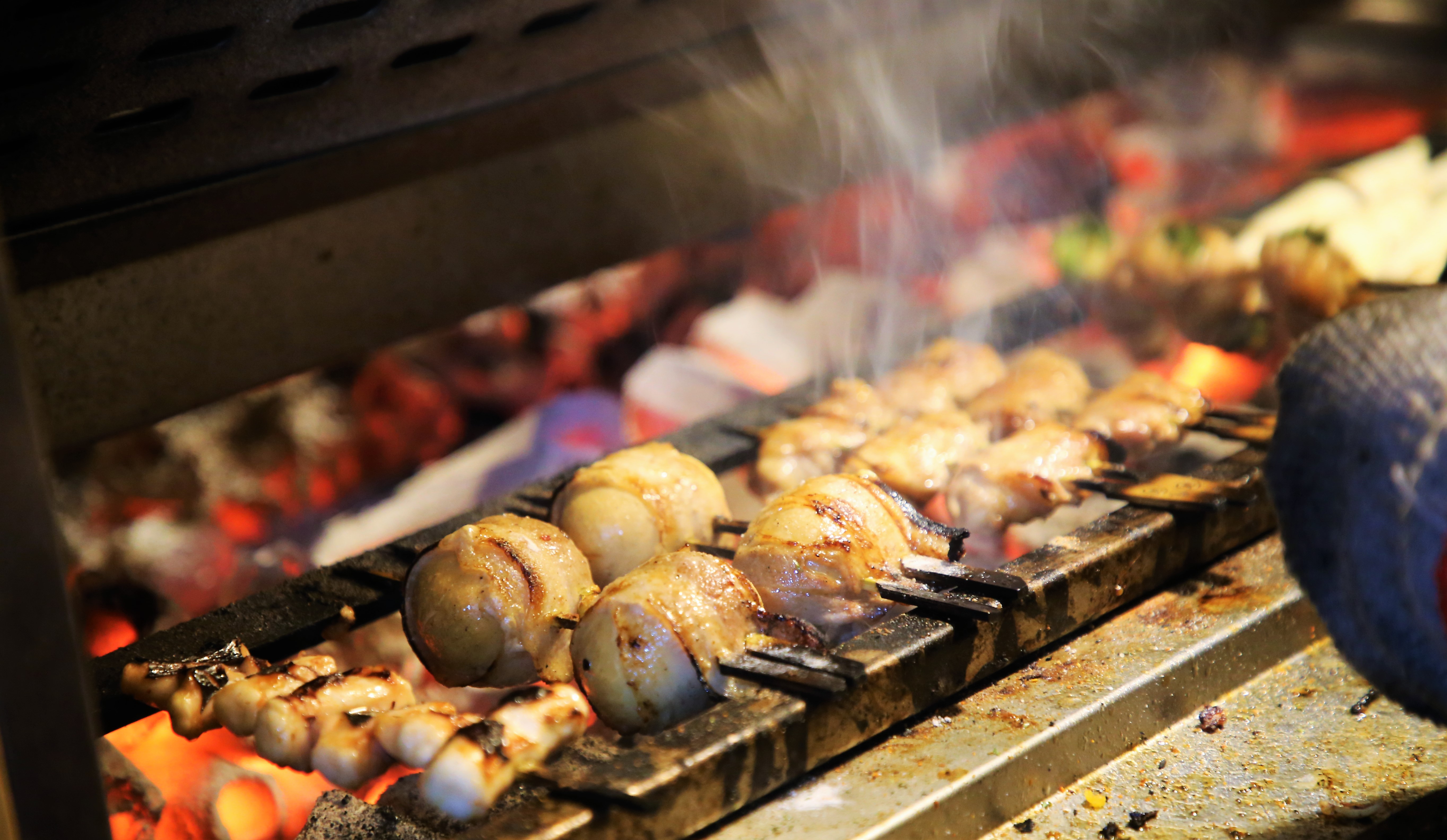 嘉義市吃宵夜一定要到文化路，這裡可是雲集了多種不同口味的在地小吃。