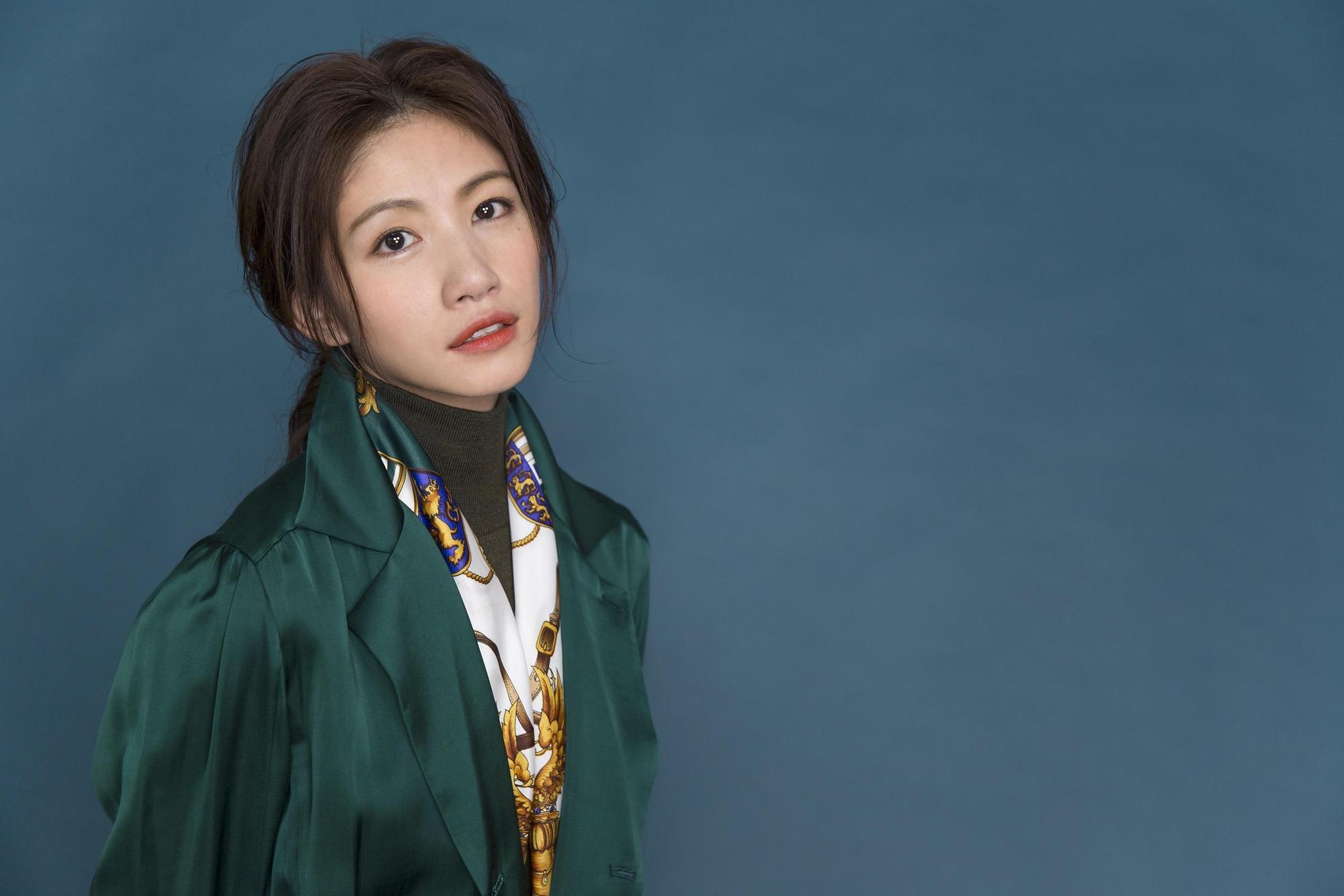 李千那期待11年終於發行台語專輯。(熱帶娛樂提供)