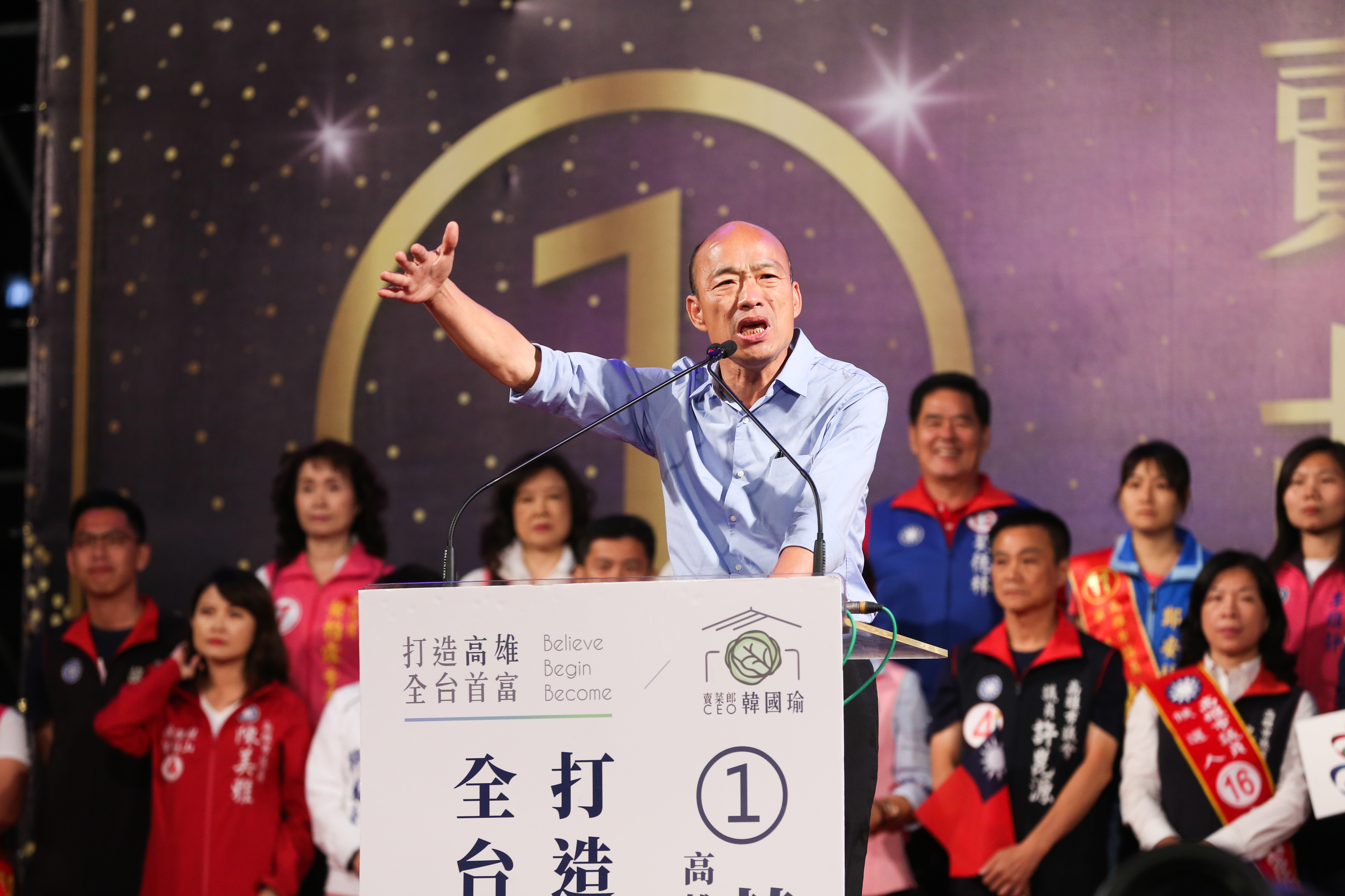 準高雄市長韓國瑜今直播，吸引10萬韓粉收看。