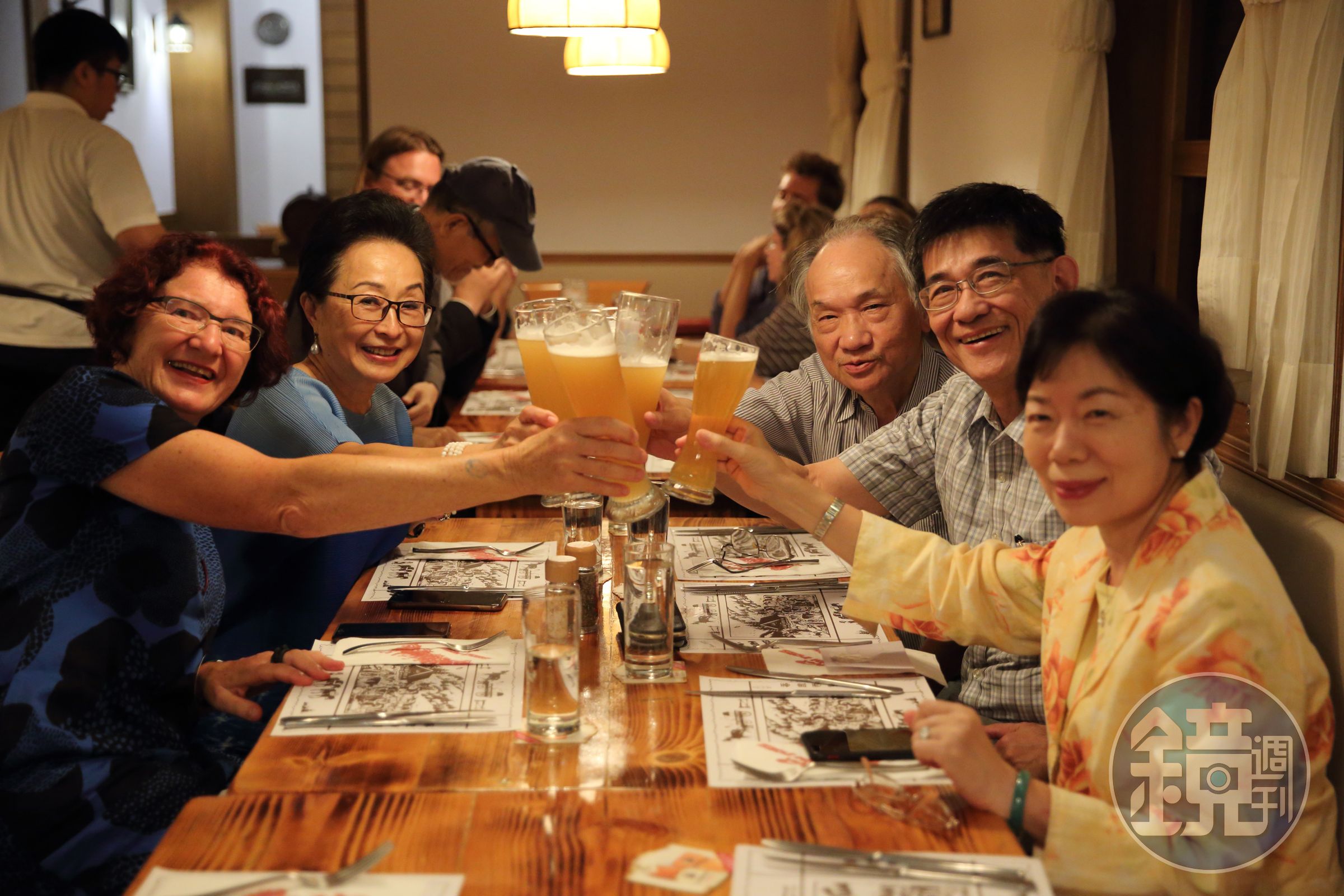 德國獨特文化「固定餐桌」（Stammtisch），每月在香宜登場，對德國文化有興趣的人可自由聯誼。