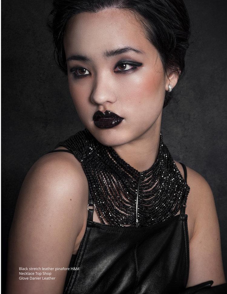 韓冰兼任模特兒時拍下多張美照,都極具特色。(翻攝JAGER international management)