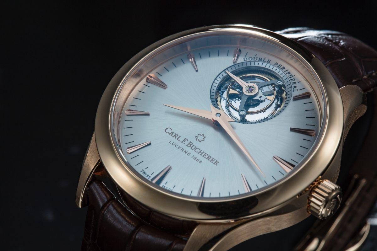 寶齊萊Manero Tourbillon Double Peripheral雙外緣陀飛輪腕錶，功能簡單，只在12點鐘突顯出陀飛輪的美感。