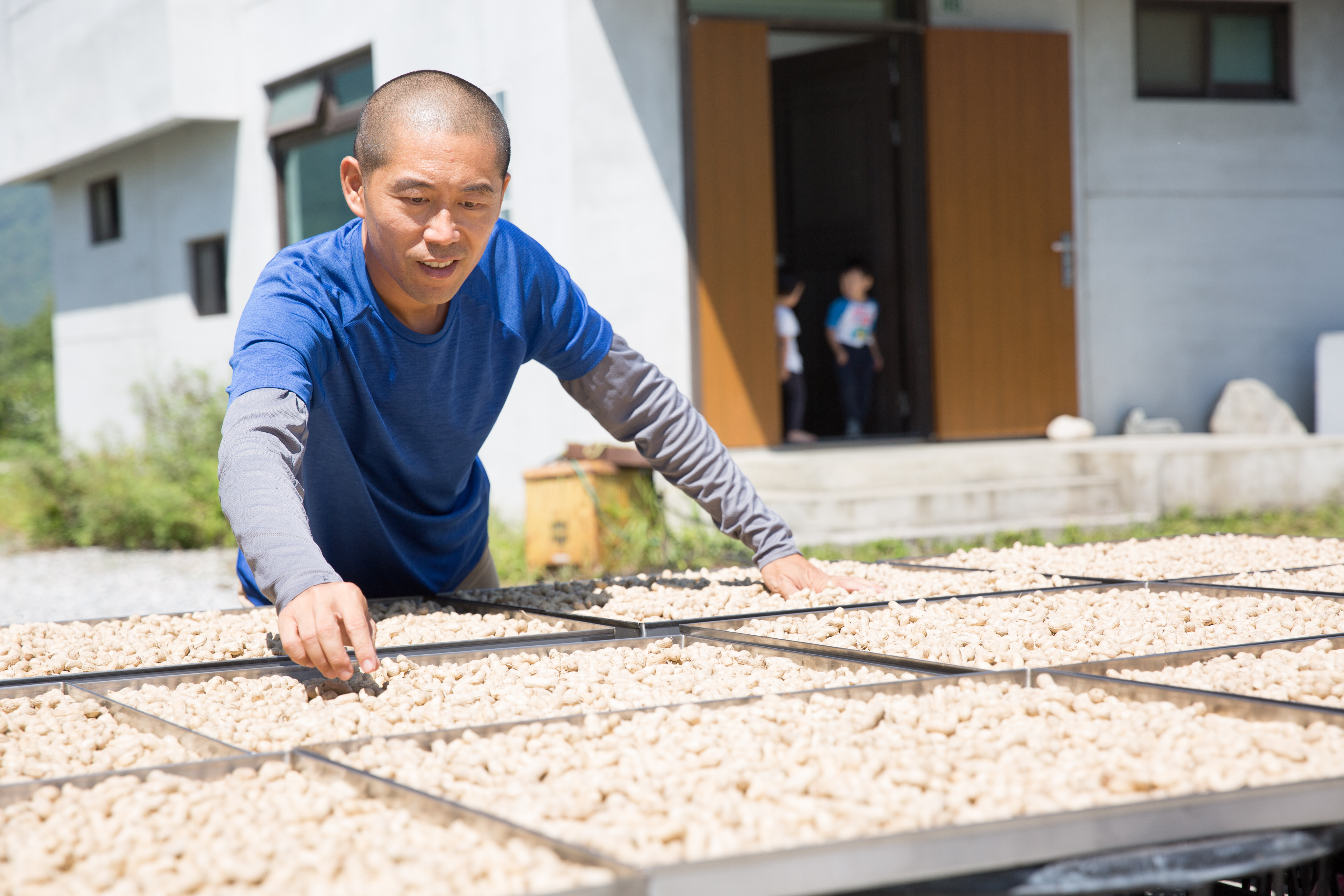 9年前回鄉工作的鍾順龍，是土生土長的花蓮鳳林人。