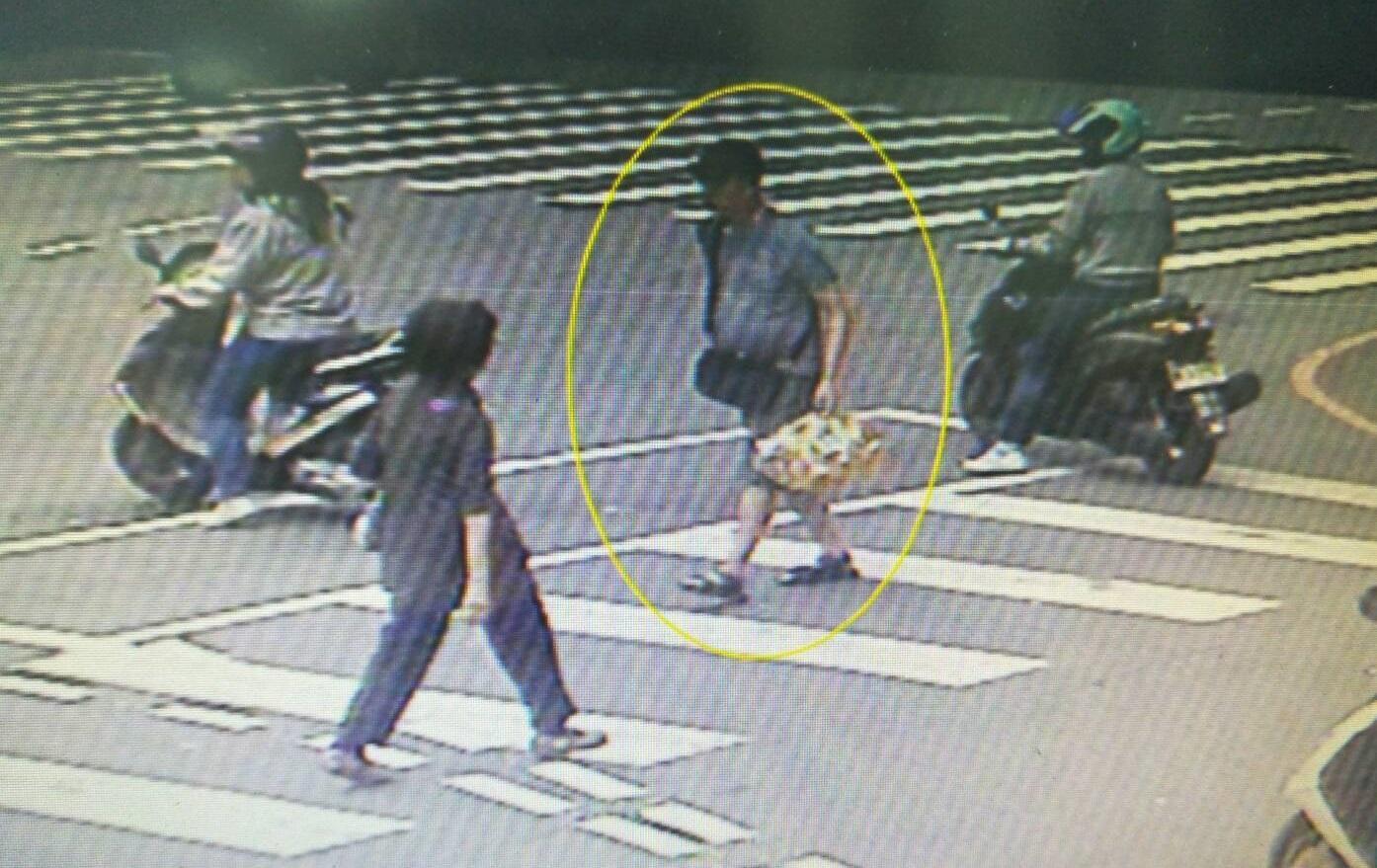 永和區一名林姓男子,用一張發票騙走憨兒的60包餅乾。(翻攝畫面)