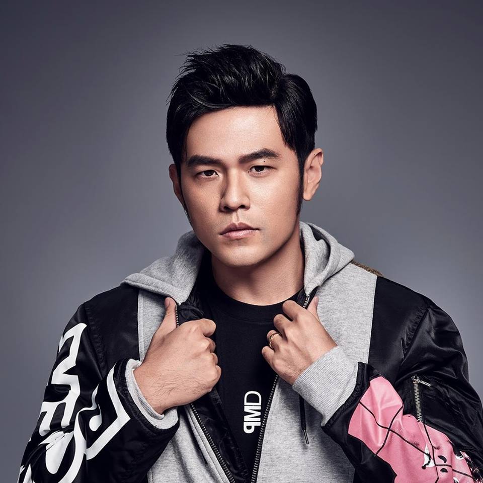 由周杰倫監製的《叱吒風雲》日前傳出意外，受傷的工作人員於29日宣告不治。（翻攝自周杰倫臉書）