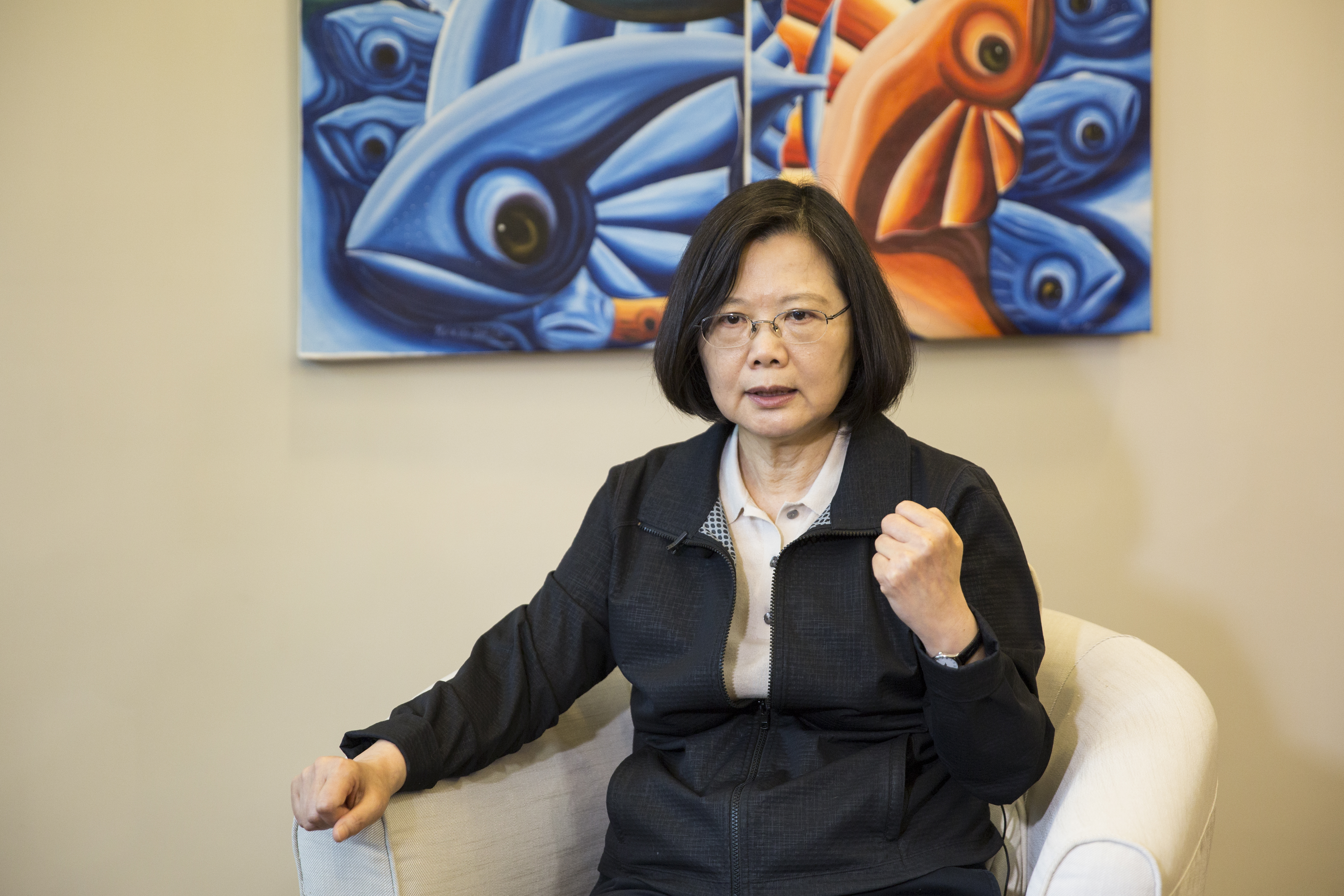 針對「以核養綠」公投案過關，影響推行2025年非核家園政策，總統蔡英文表示，公投案雖過，但非核家園目標不變。