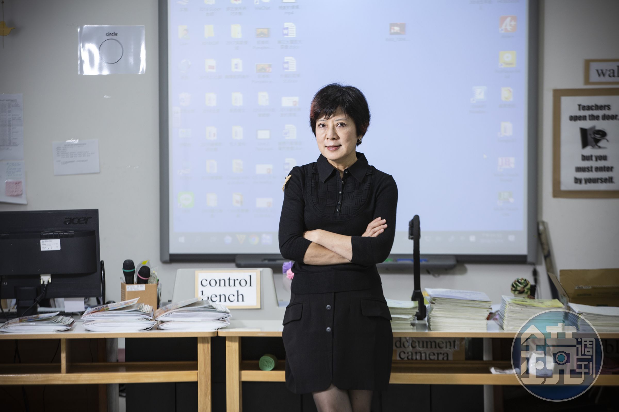 李以敏在學校投入極多心力，她說：「跟家人相處有時也像跟學生講話， 如果跟我的小孩講不通，聲調就會變高。」