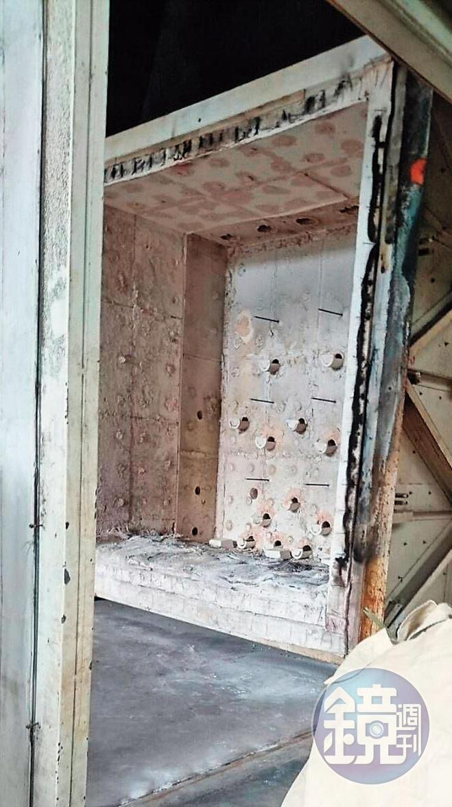 明道實驗室爐體擅自嵌入延伸框,增加爐深廣拓商機。