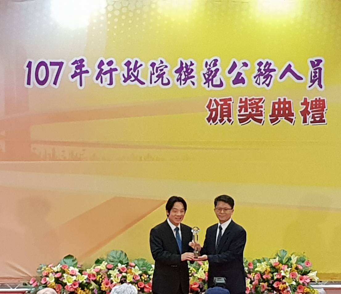 即使調到馬祖，熱愛辦案的高一書和檢察長郭永發也攜手合作查賄。