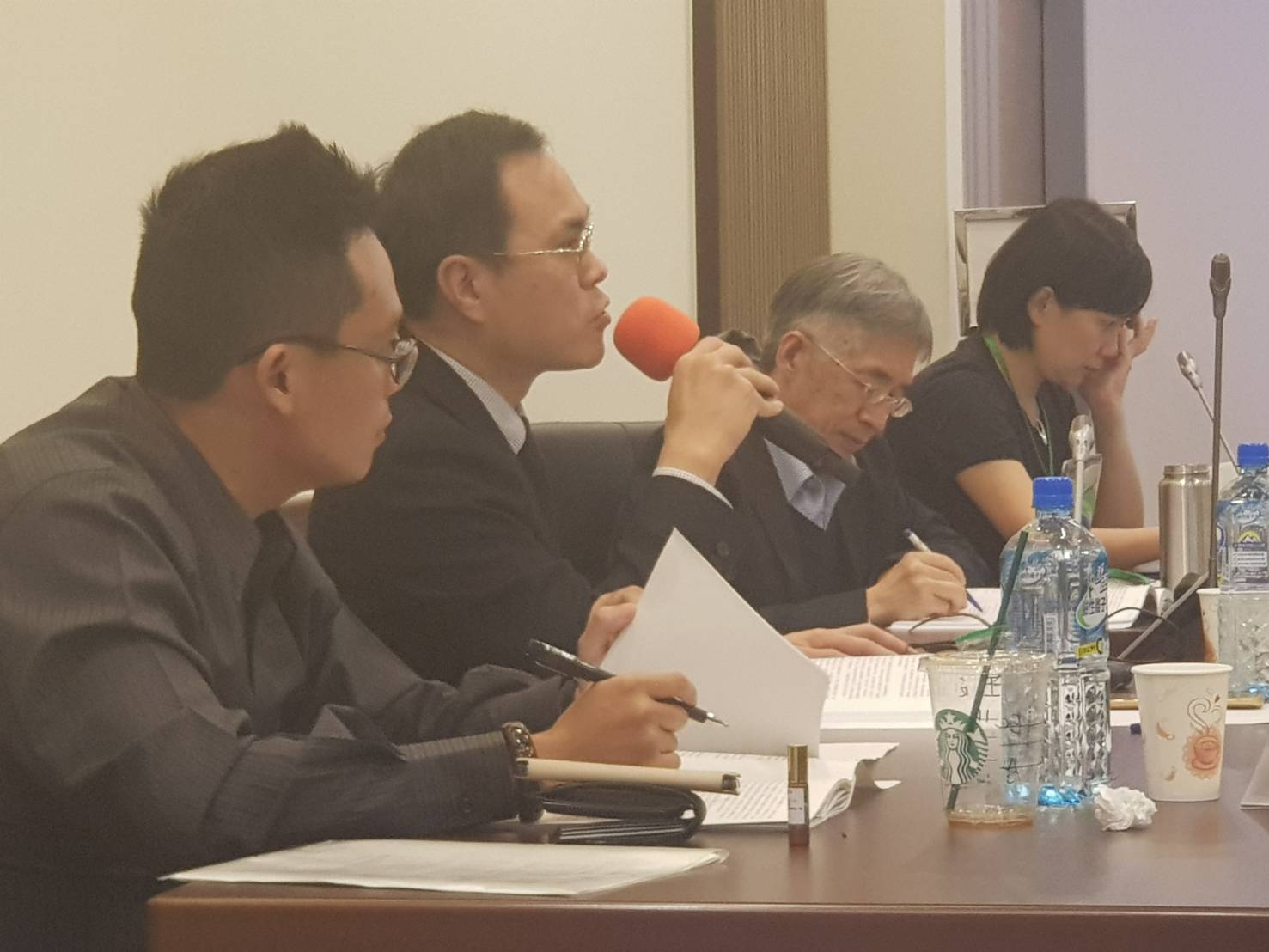 台北地檢署檢察官林達，以實地觀摩加上個人經驗，建議現行毒品政策可借鏡美國。