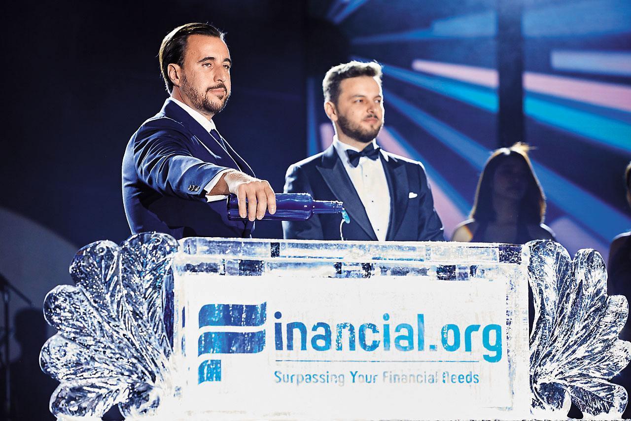 Financial.org創辦人Arnaud Georges（左）曾多次來台參與活動。（翻攝自Financial.org網站）
