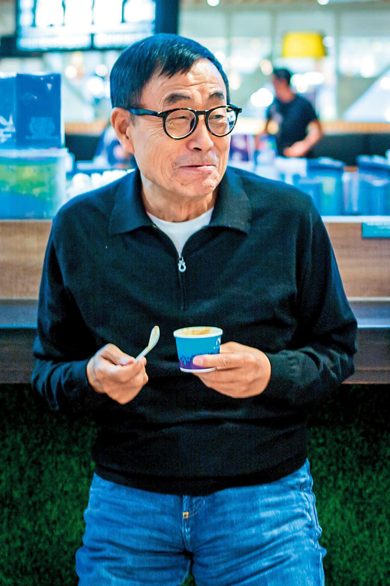 劉家昌與甄珍的爭產官司打到美國,還把兒子劉子千扯下水。 (翻攝自劉家昌臉書)