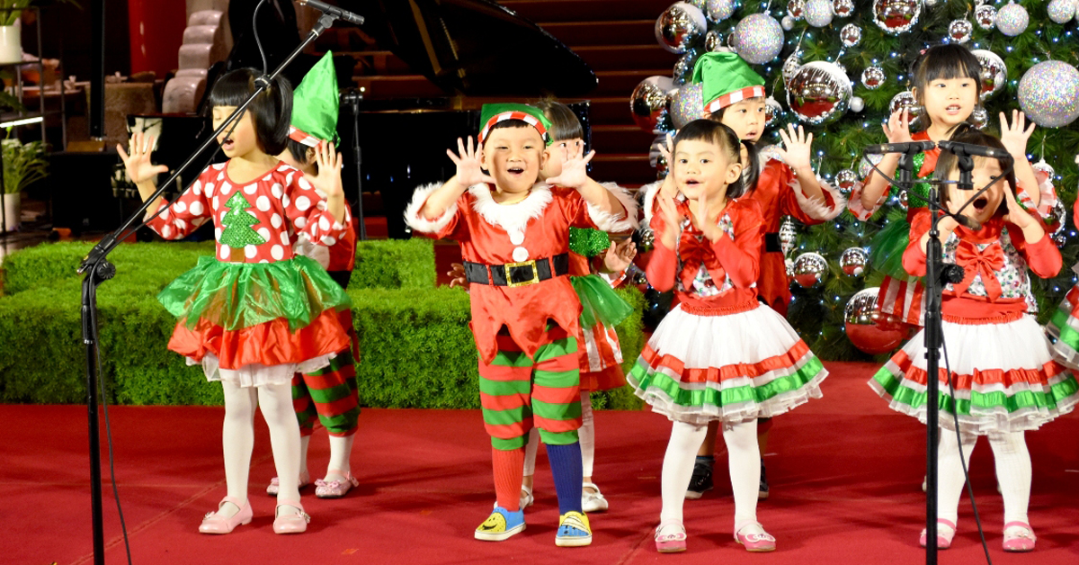 小星星合唱團小朋友俏皮可愛的演出。