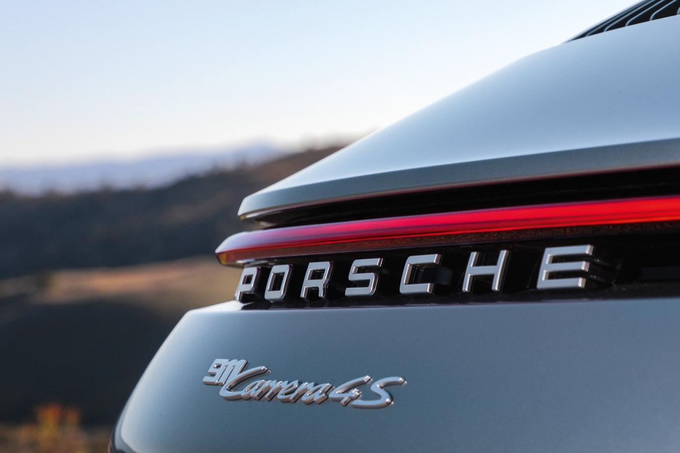 台灣保時捷首波預售的價格為911 Carrera S的663萬與911 Carrera 4S的706萬。