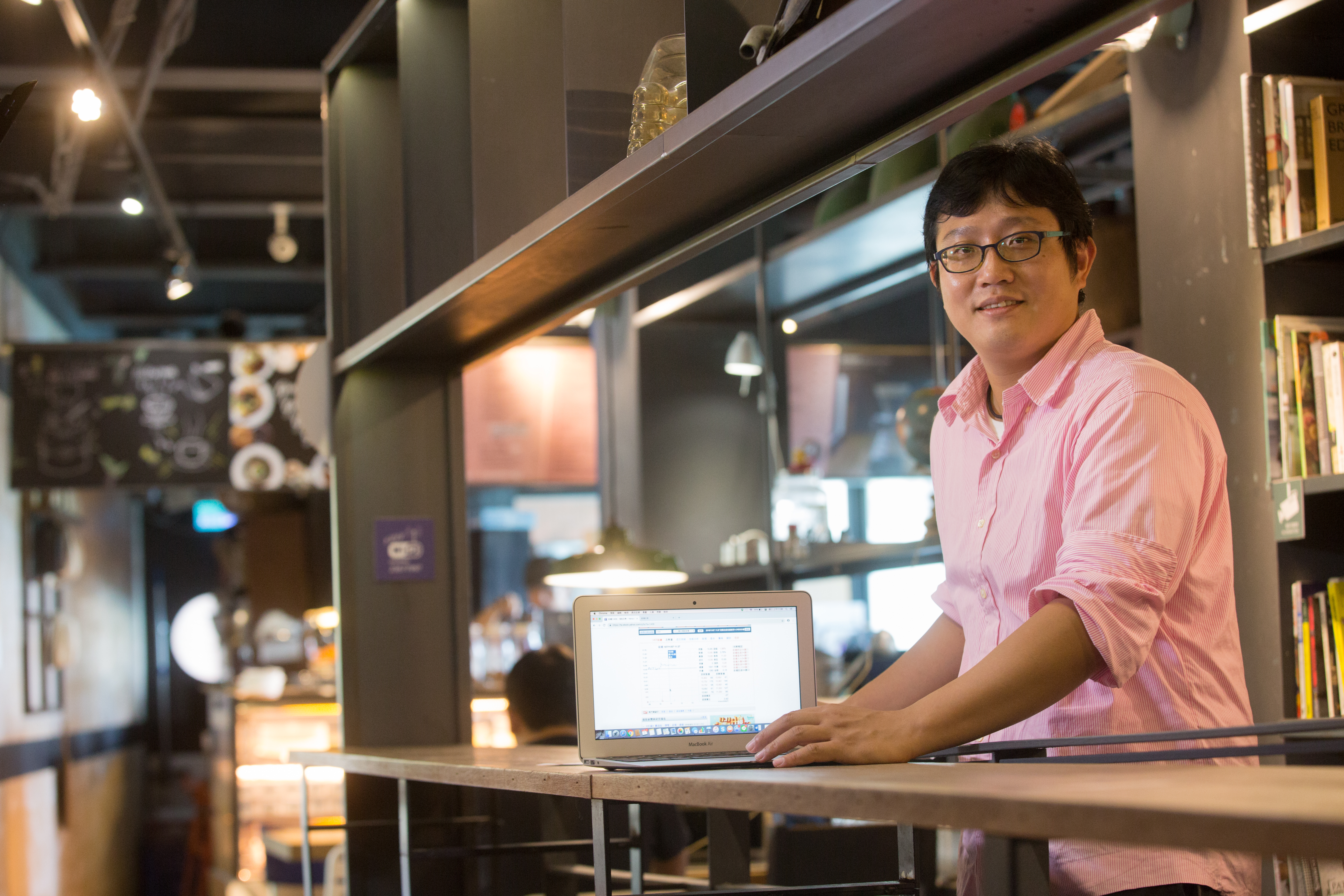 台股達人星大認為,產業循環約3至5年,只要在高殖利率、低本益比的價格區間買進,未來仍會有相對高檔可以賣出。