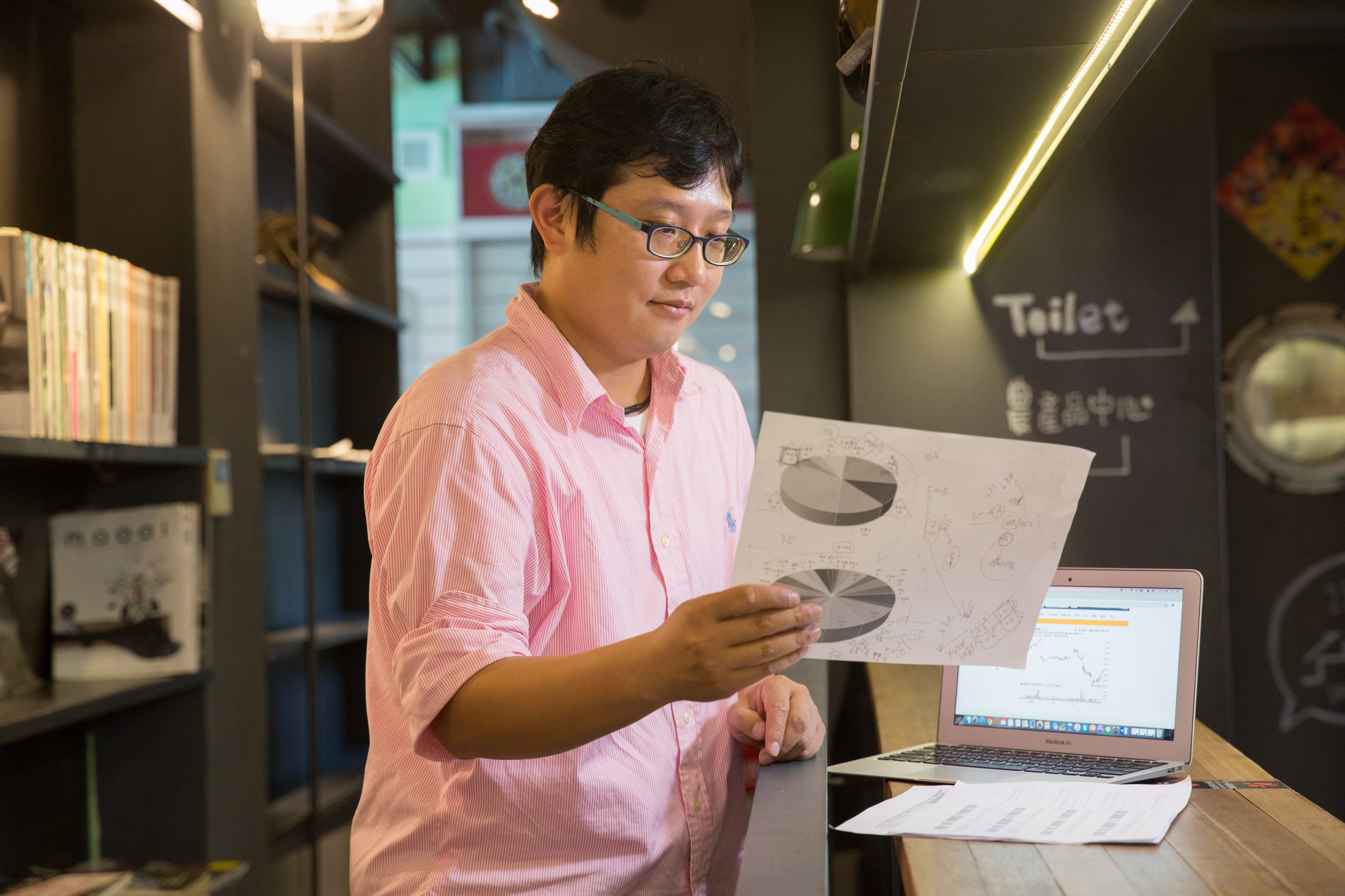 雖然秉持存股心態，但星大也靈活地加入價差操作，逐步把獲利收回，讓存股成本降至零。