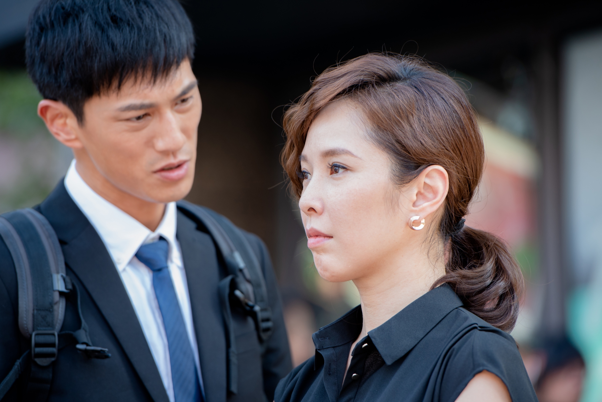 劇中天心、鍾承翰從一開始就衝突滿滿，上演老鳥律師與菜鳥律師的對立戲碼。（群之噰提供）