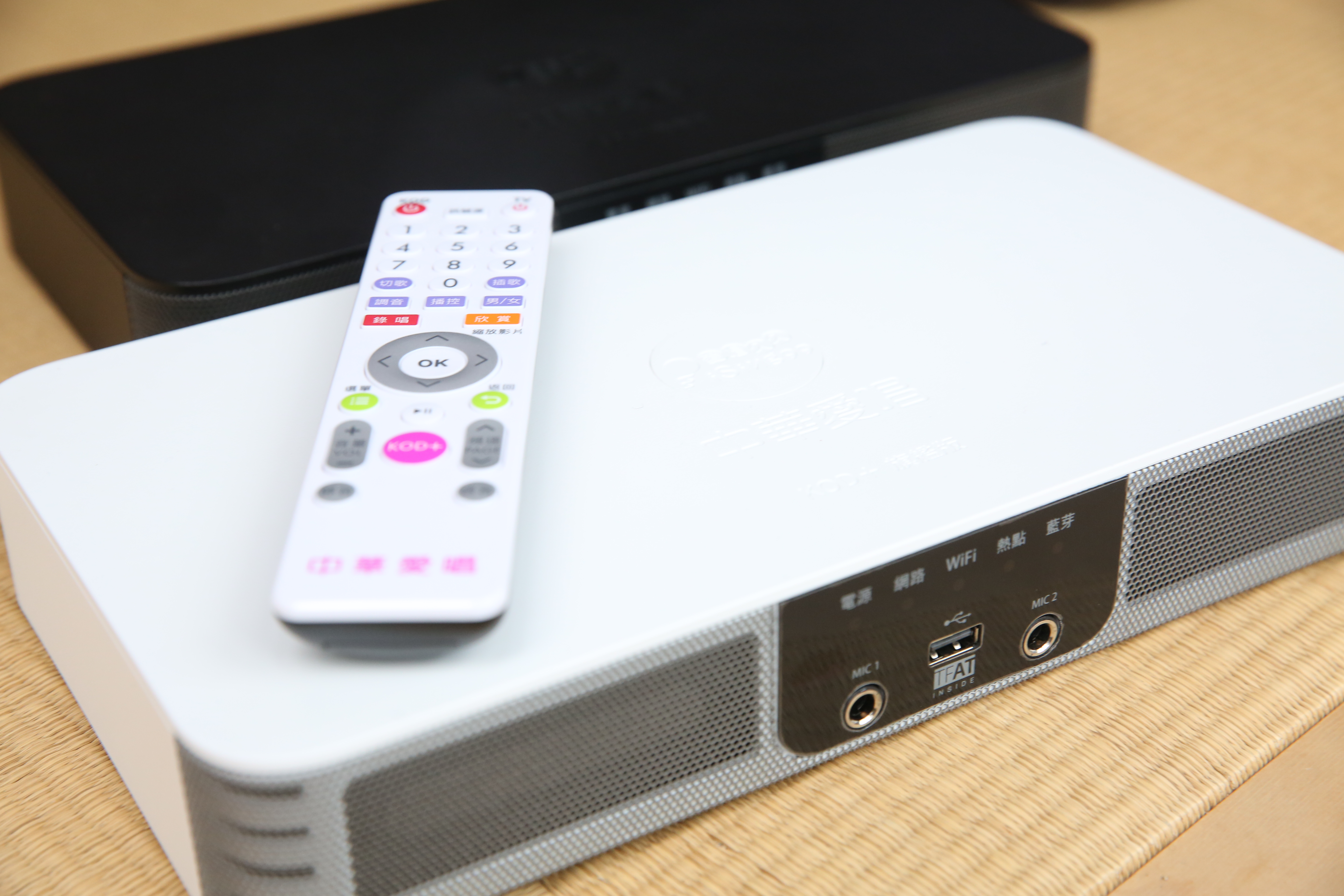 愛唱久久將推出把影像、音響、遙控器甚至到5G功能整合在一起的機上盒。