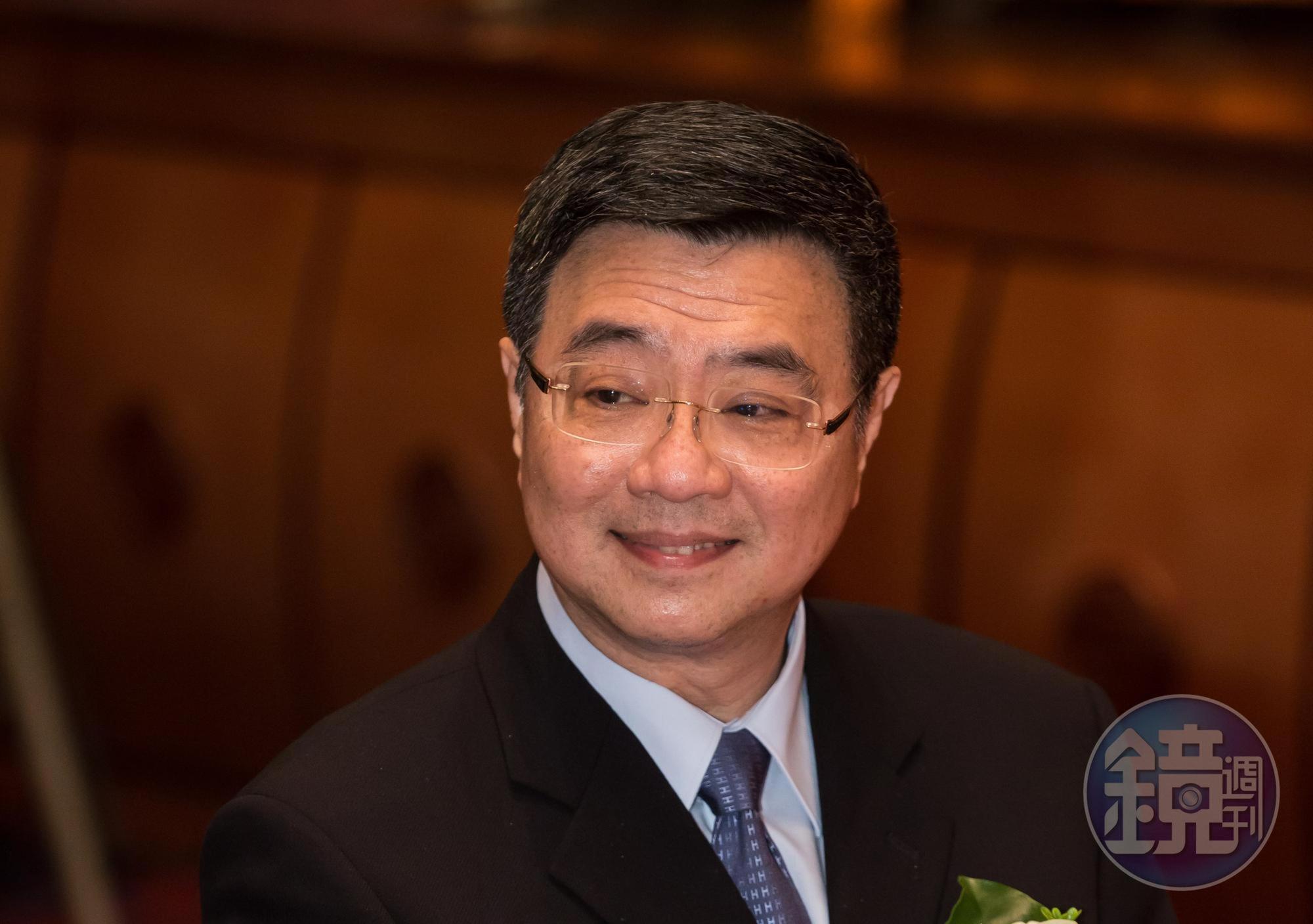 行政院秘書長卓榮泰在中執會中表示，政院會繼續檢討政策與人事，異動的將不只3部會。