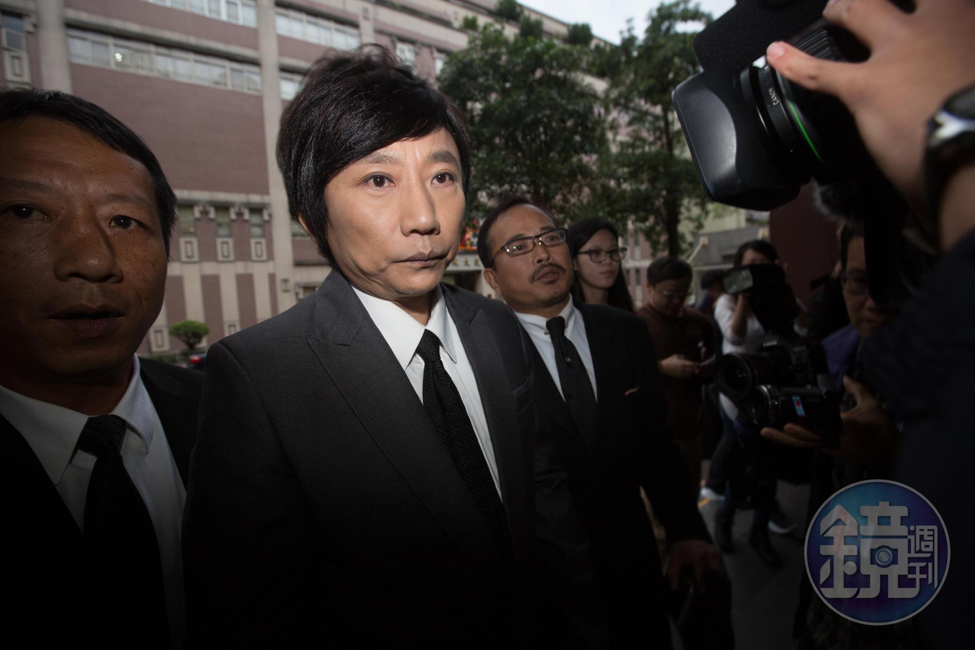 秦偉說自己「感情偏差」鑄錯。（本刊資料照）