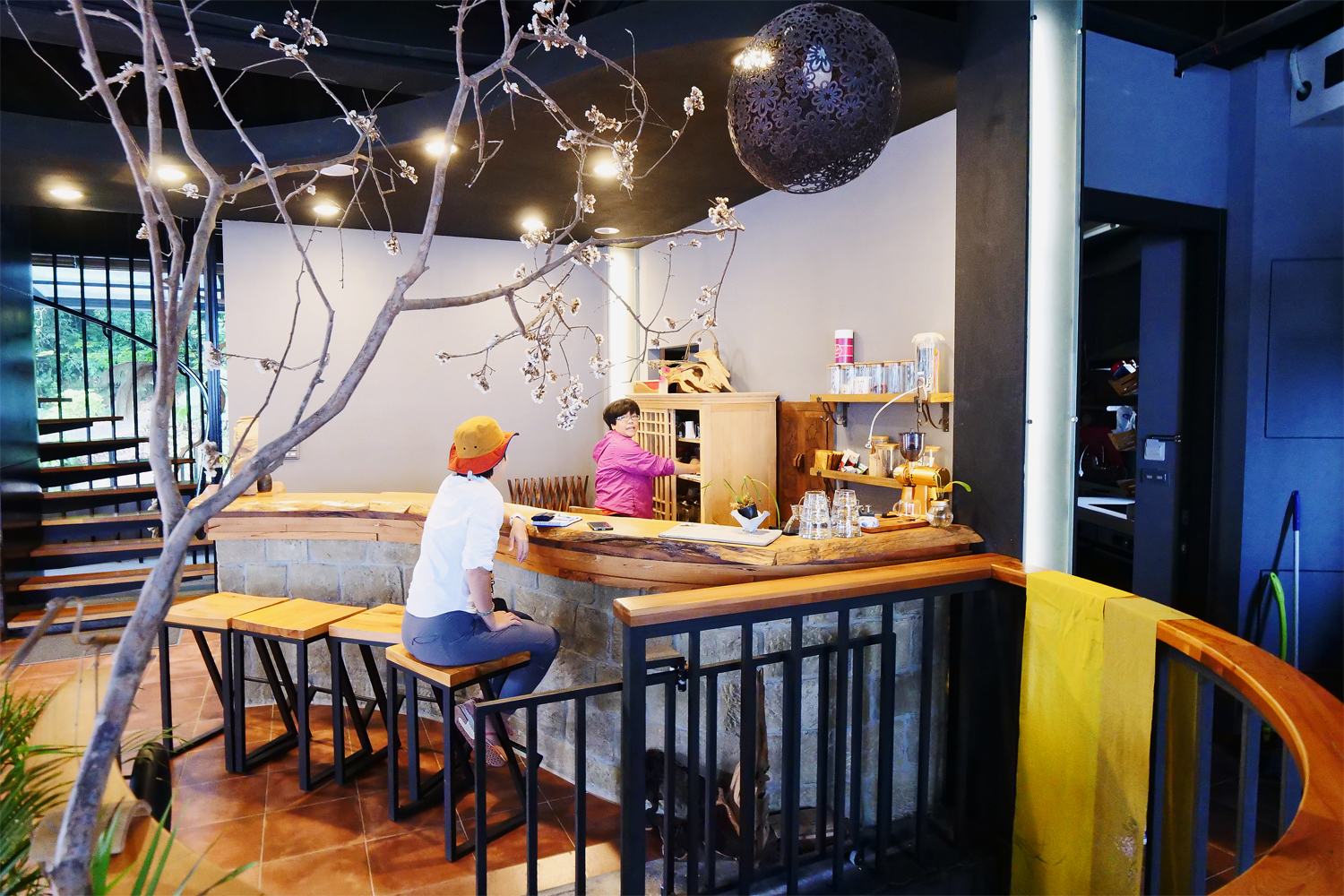 來到「阿漢的家」新館入住，就有機會喝到主人手沖的咖啡。