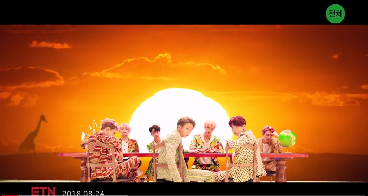 近來紅遍全球的韓國天團BTS防彈少年團，影響力已經深入時尚圈。圖為翻攝IDOL，這則MV已有近3億次點閱率。