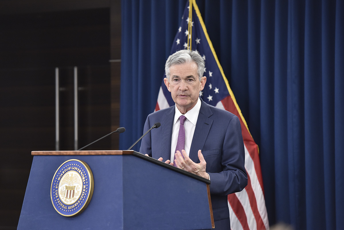聯準會升息持續，全球貨幣緊縮，股市首當其衝。（翻攝自聯準會官網）