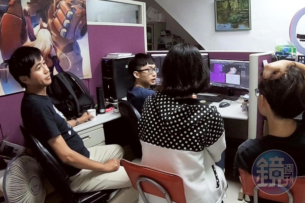 台灣動畫從製作、混音到配樂，每個階段都面臨人才短缺問題，《重甲機神Baryon》團隊也是邊做邊學。 （乾坤一擊公司提供）
