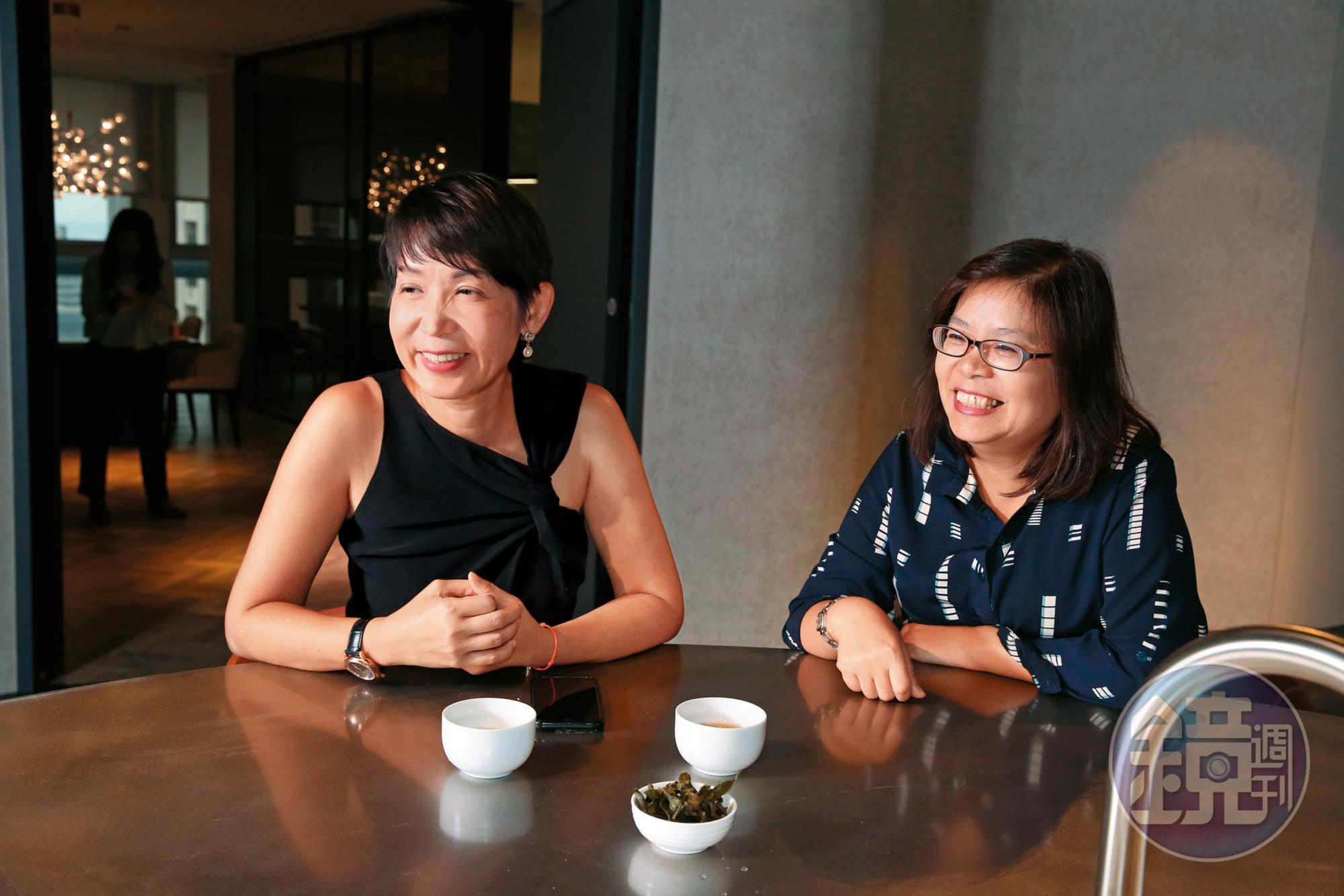 50嵐中區總經理柯秋燕（右）曾陪著馬雅芬（左）走過低潮，於公於私都是最佳拍檔。