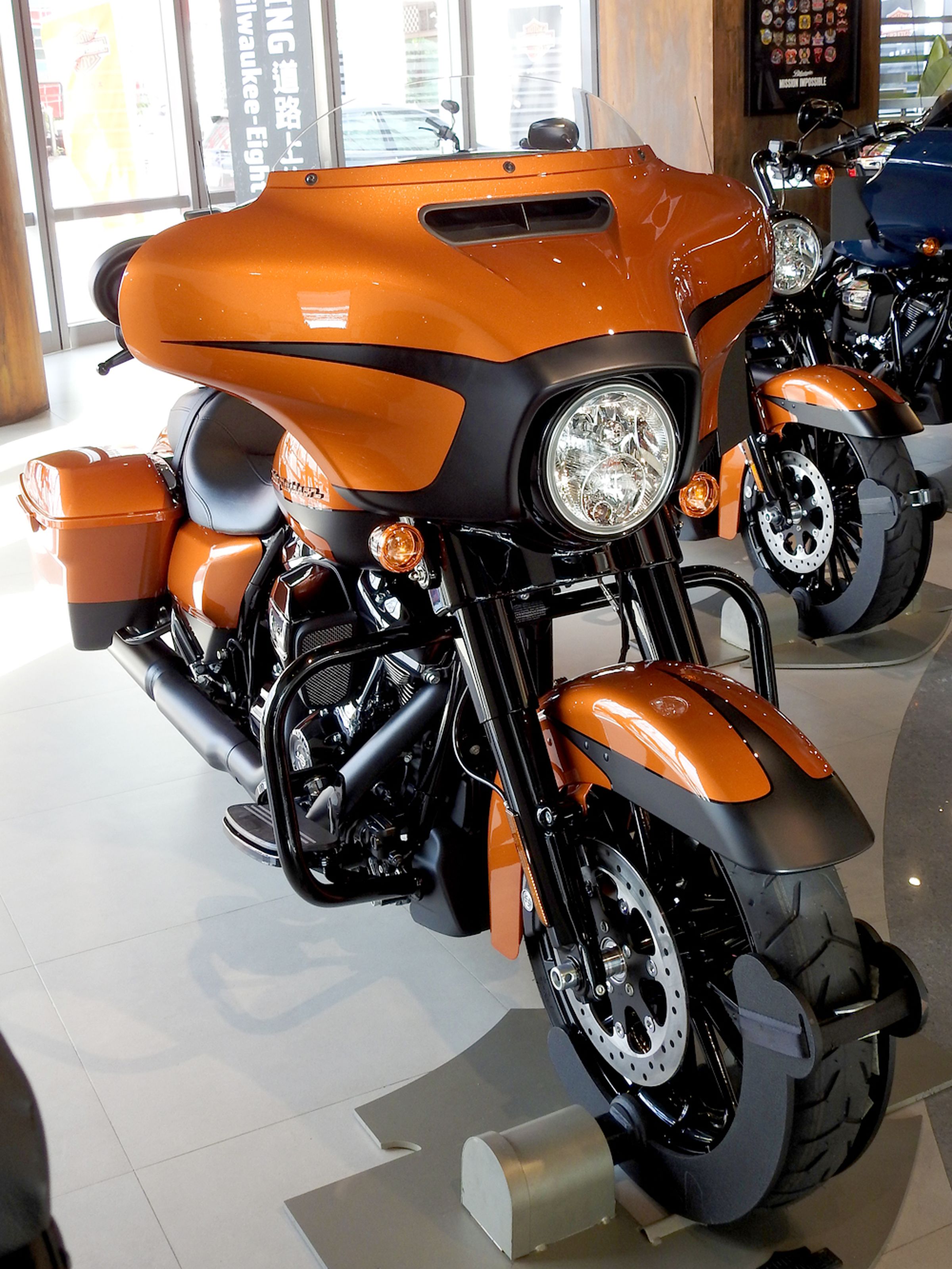 《Touring》Street Glide® Special	定價：NT$1,649,000 
