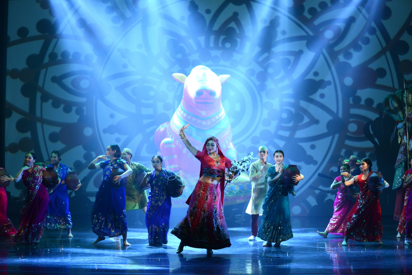 紙風車《巫頂看世界》讓孩子從戲劇認識世界文明，開拓視野。（紙風車劇團提供）