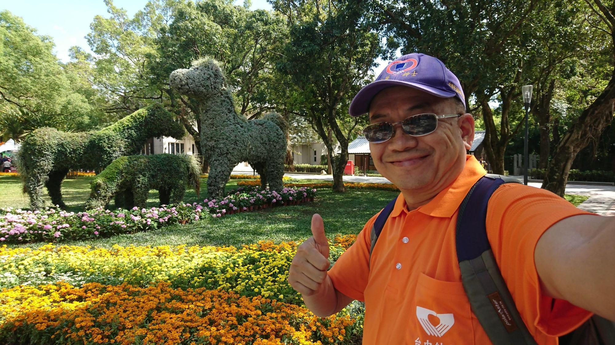 志工界老將林鎮平卯足全力,就是要為台中花博共創榮耀。(林鎮平提供)