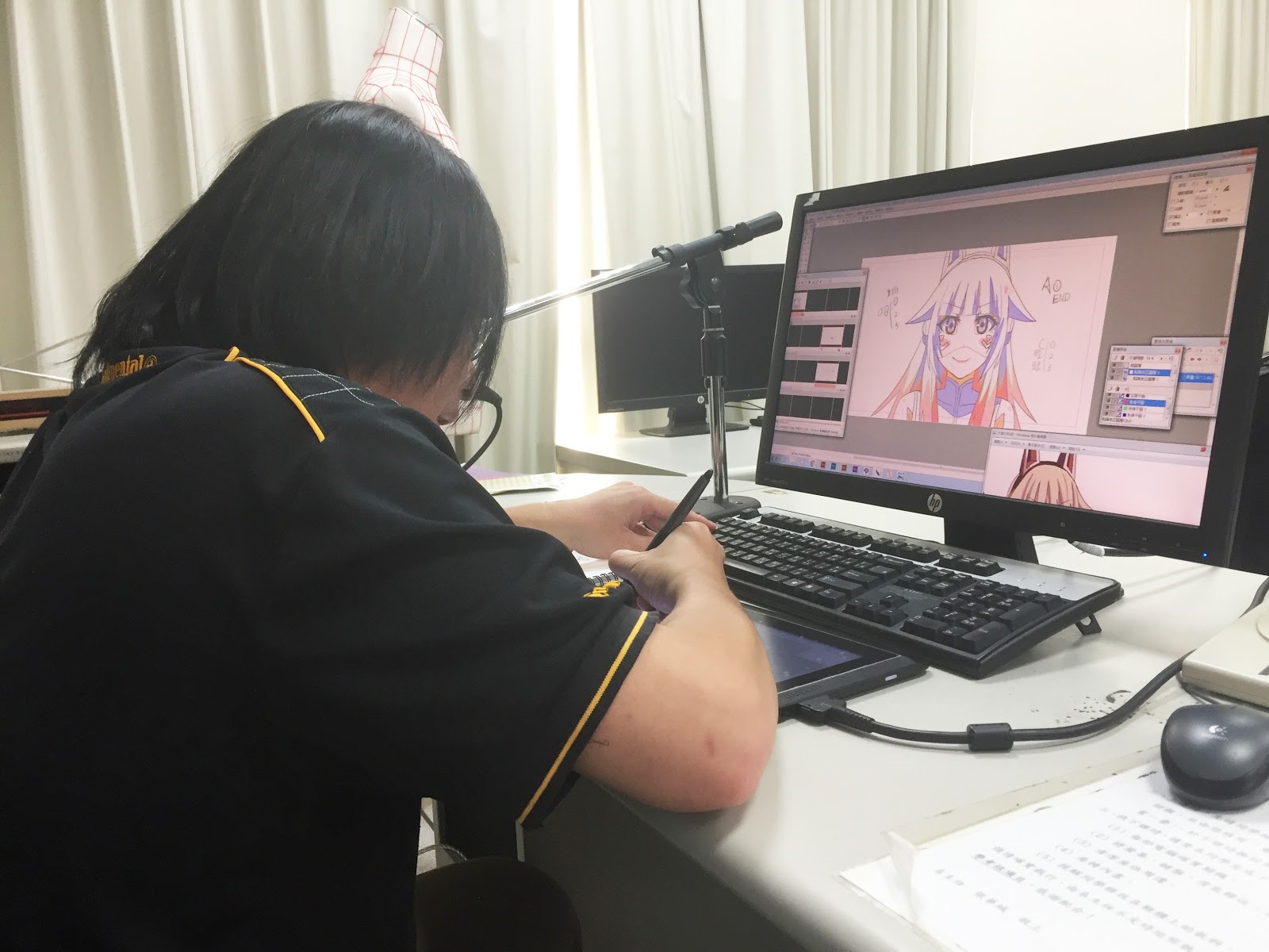 台灣動畫製作人才短缺，讓黃瀛洲在拍攝《重甲機神Baryon》期間遇到的困難之一。（乾坤一擊公司提供）