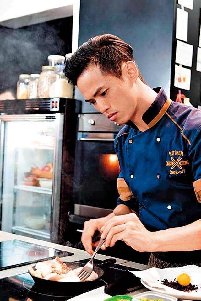 喬艾爾被4名受害女性踢爆他吃軟飯、劈腿行為,他說自己精神上有問題。(翻攝自喬艾爾臉書)