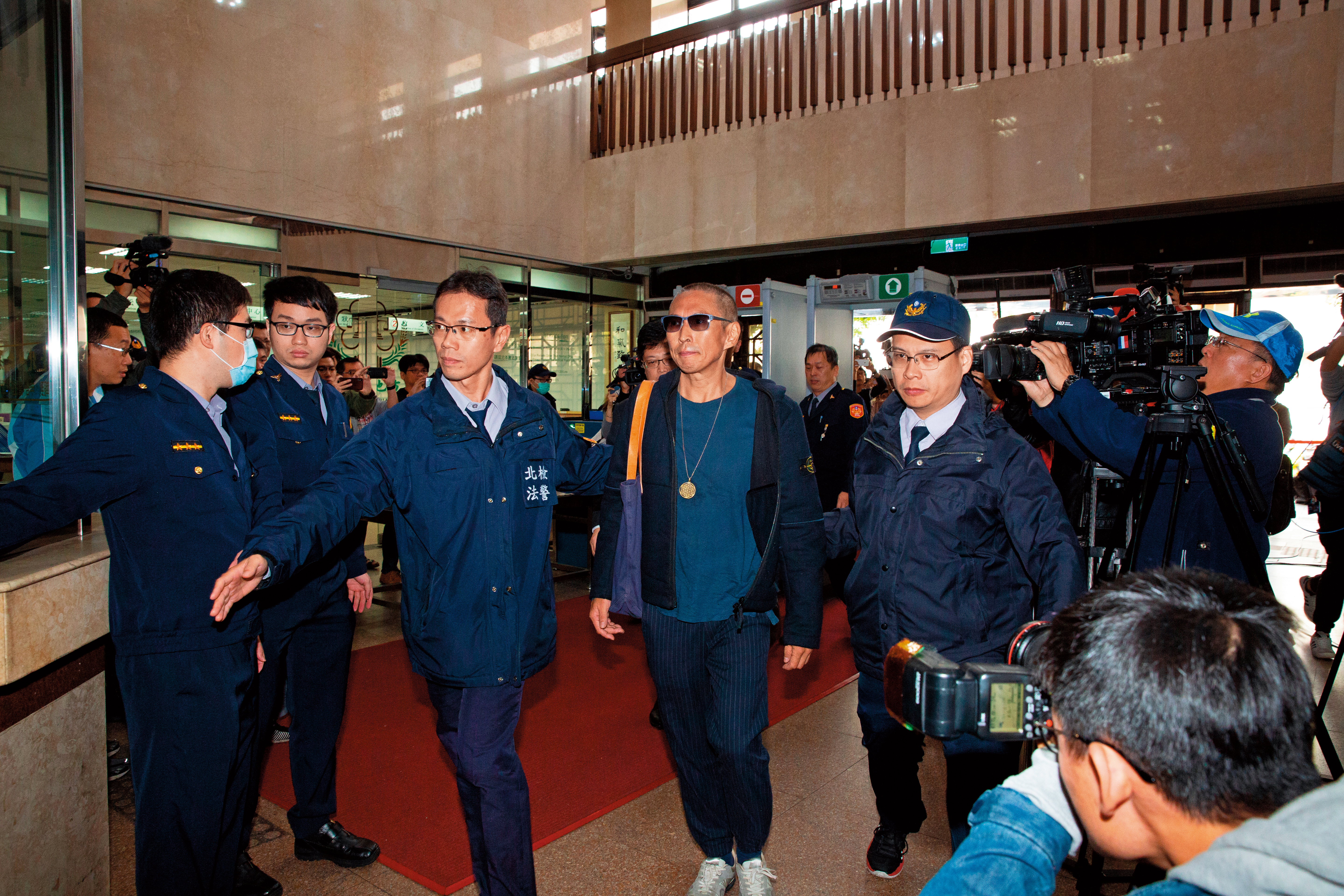 鈕承澤10日上午再度露面前往北檢應訊並發聲明，表示自己「從來沒有傷害他人或脅迫他人的行為」。