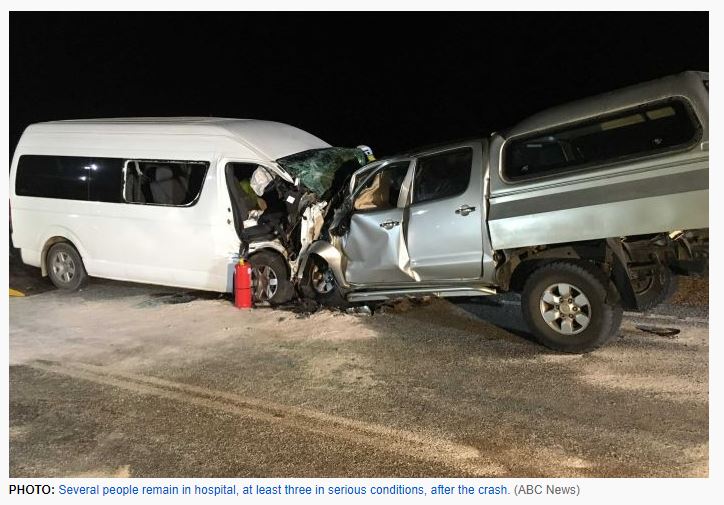 3名台灣人在澳洲旅遊乘坐巴士卻遇上嚴重車禍，造成1死2傷。（翻攝《ABC NEWS》）