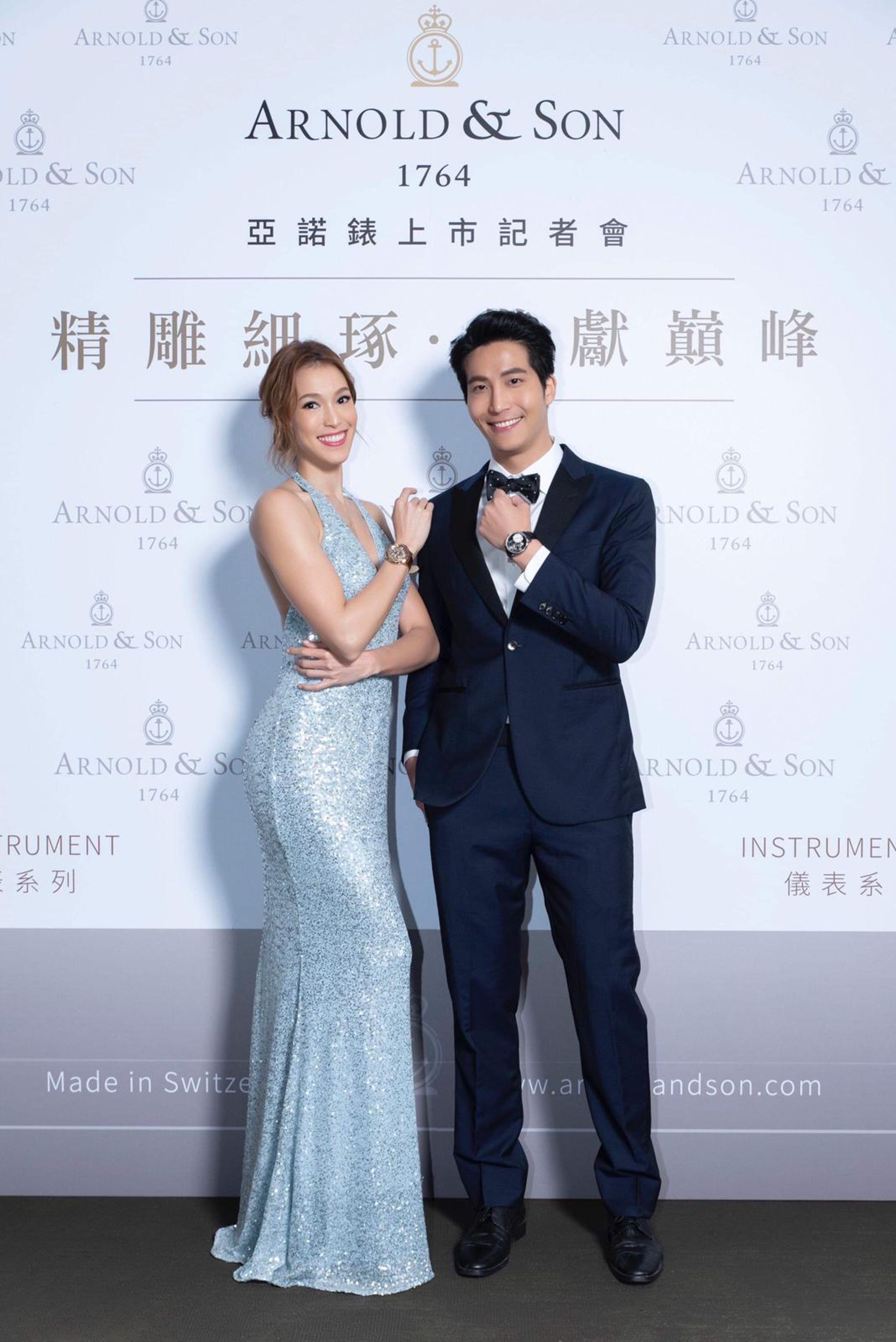 香月明美、吳翔震體驗英國皇室品味。（愛斯達整合行銷提供）