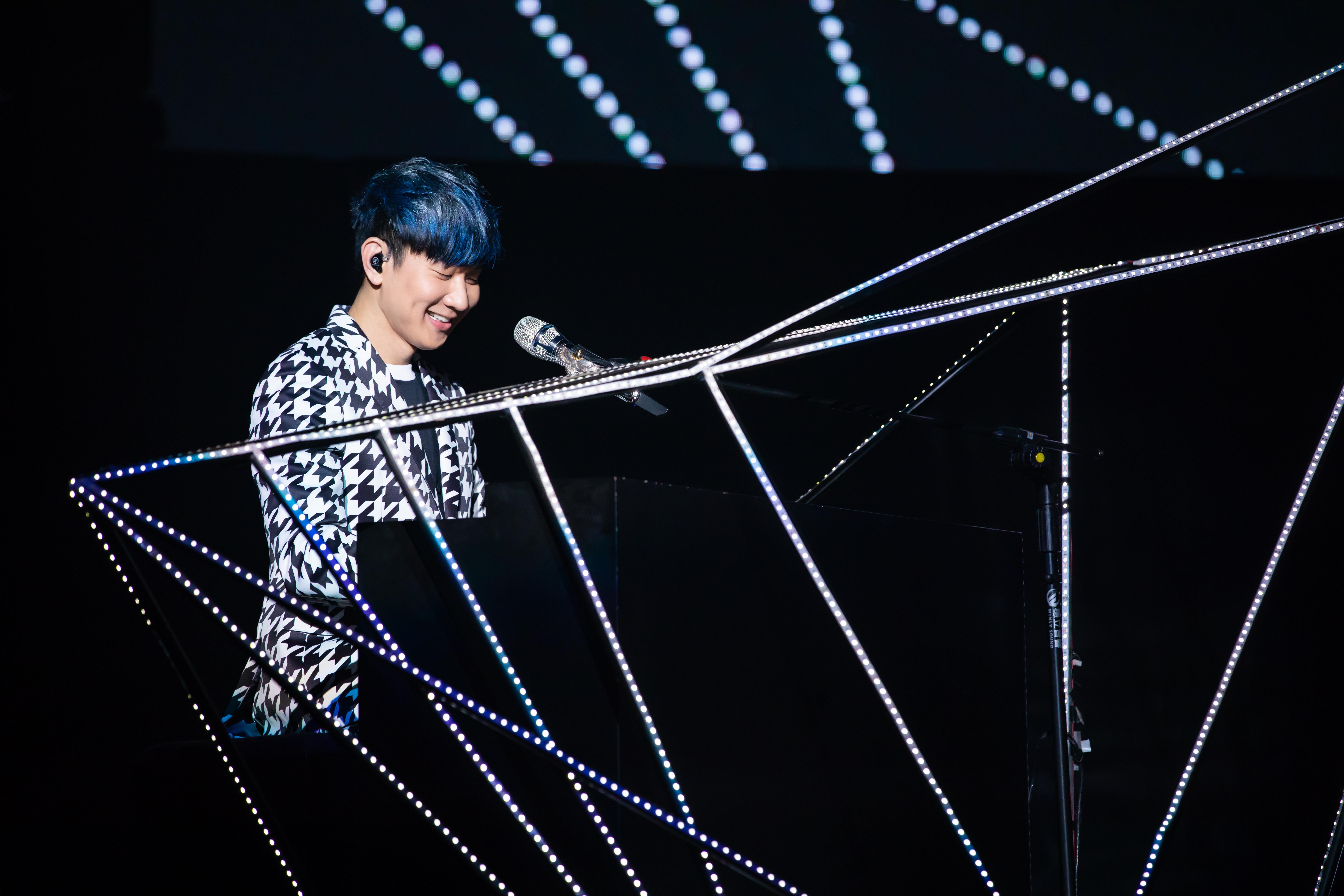 林俊傑《聖所》演唱會將於明年2月16、17日在台北小巨蛋登場。（華納提供）