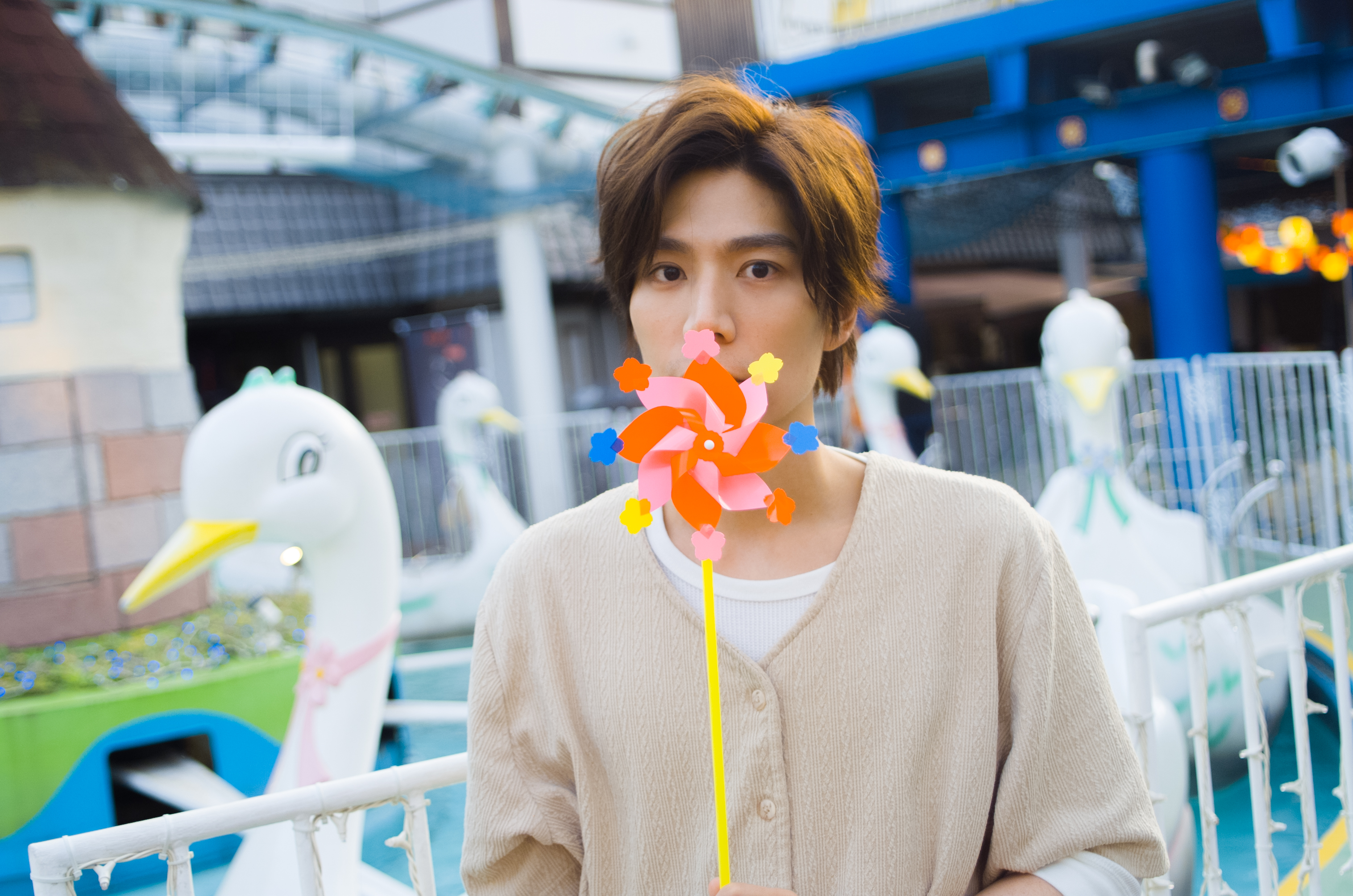 潘裕文推新專輯《我們都一樣》，從收歌、製作、企劃及拍MV等，他都一手包。（闊思音樂提供）