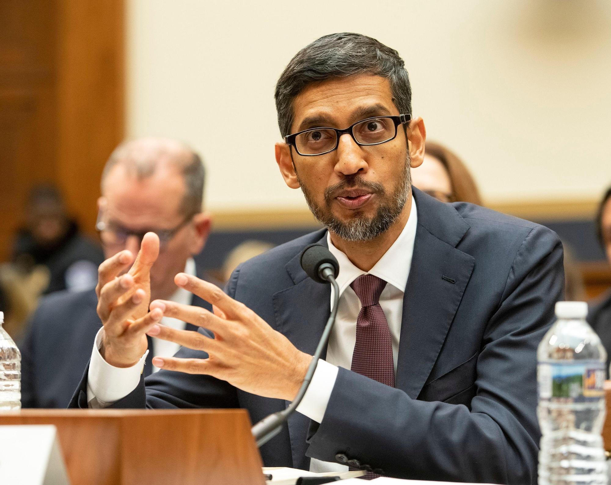 Google執行長桑達‧皮采（Sundar Pichai）日前到美國國會眾議院司法委員會出席聽證會。（東方IC）