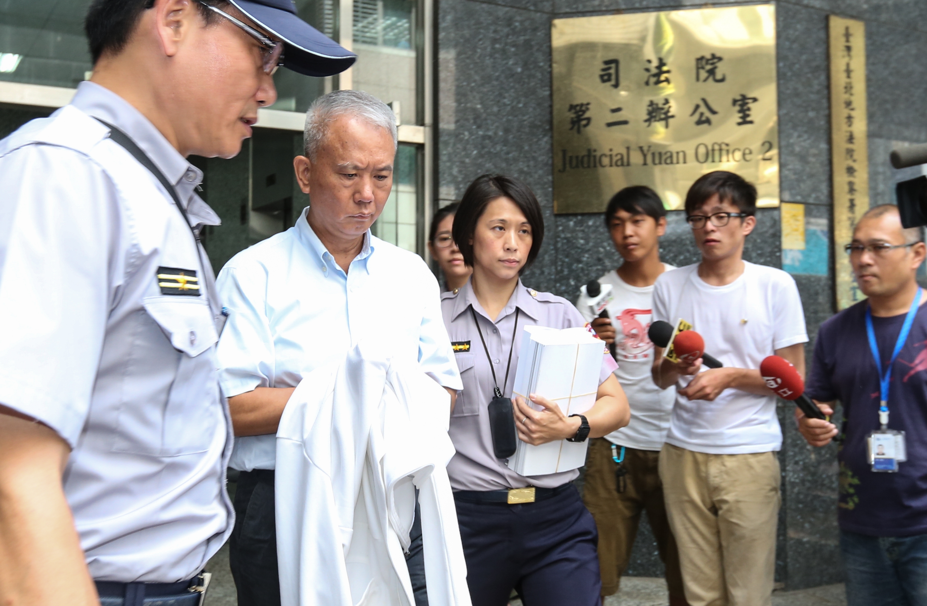 魏應充第3度聲請假釋，12月10日矯正署已同意聲請，目前只等法院裁准保護管束後，魏就可出獄。