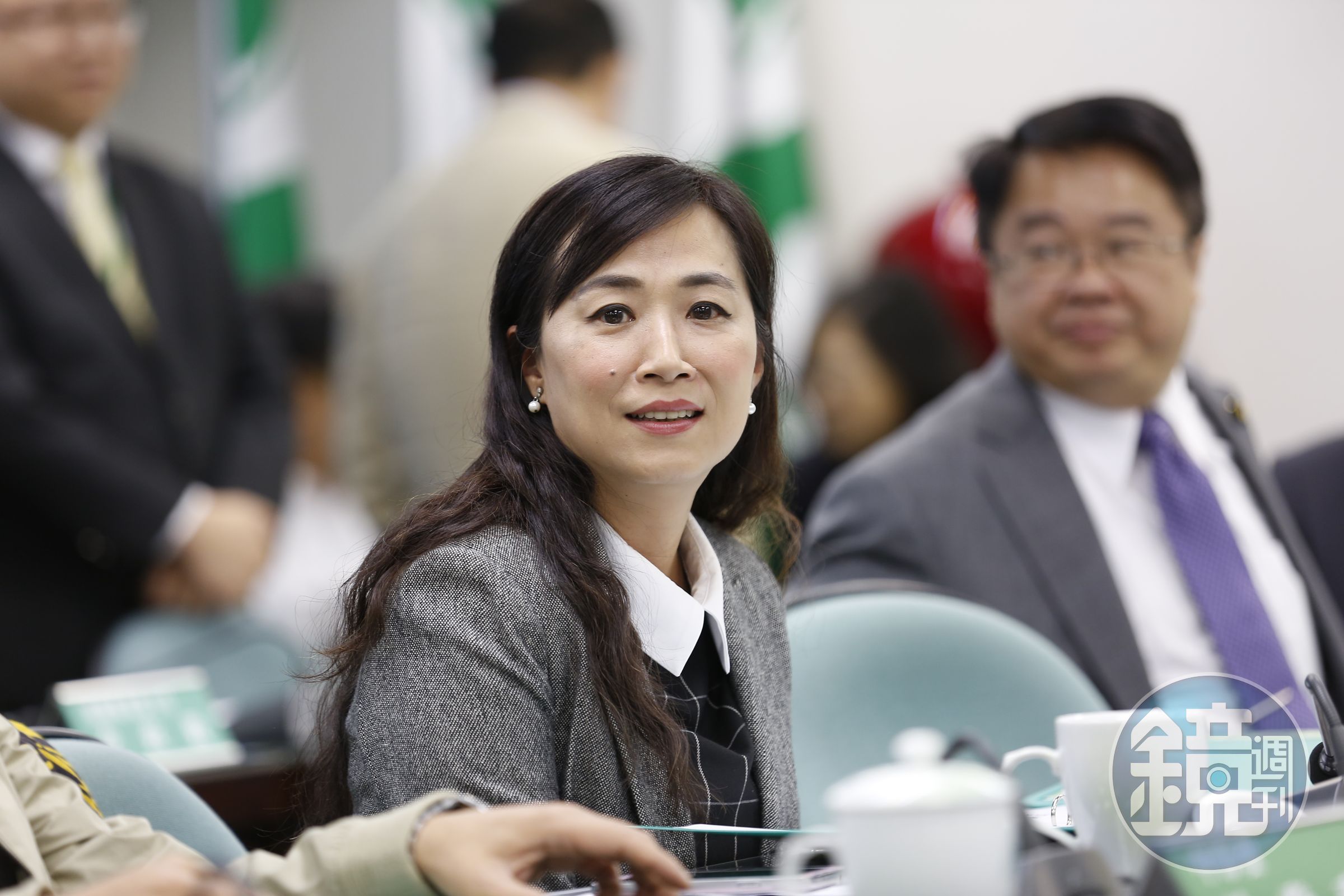 民進黨台南市正副議長人選爆爭議，新任黨團總召林宜瑾傍晚發出簡訊通知進行假投票。